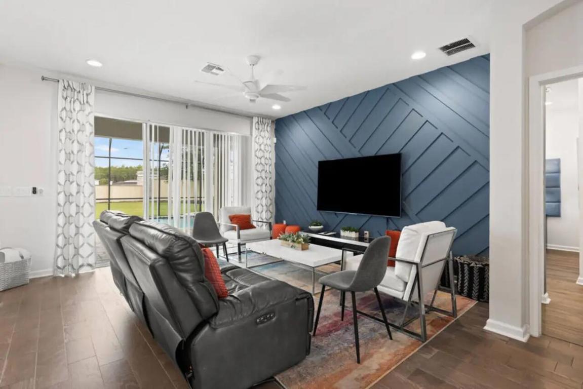 SONOMA RESORT AT TAPESTRY PH 1 - Residential