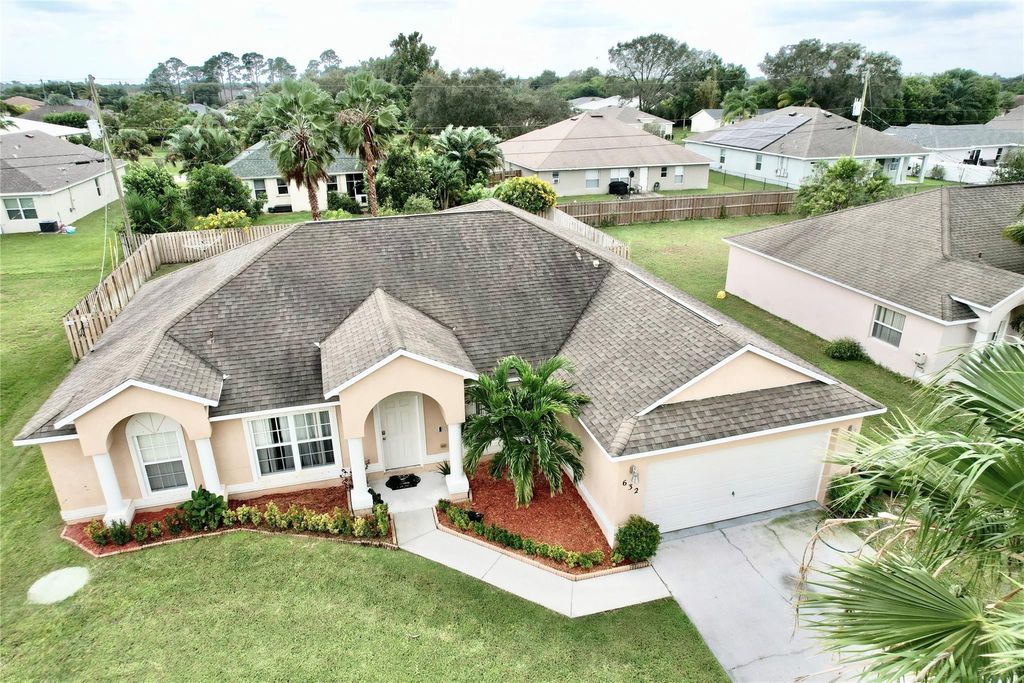 Photo of 632 SW Jacoby Avenue, Port Saint Lucie, FL 34953 (MLS # F10419378)