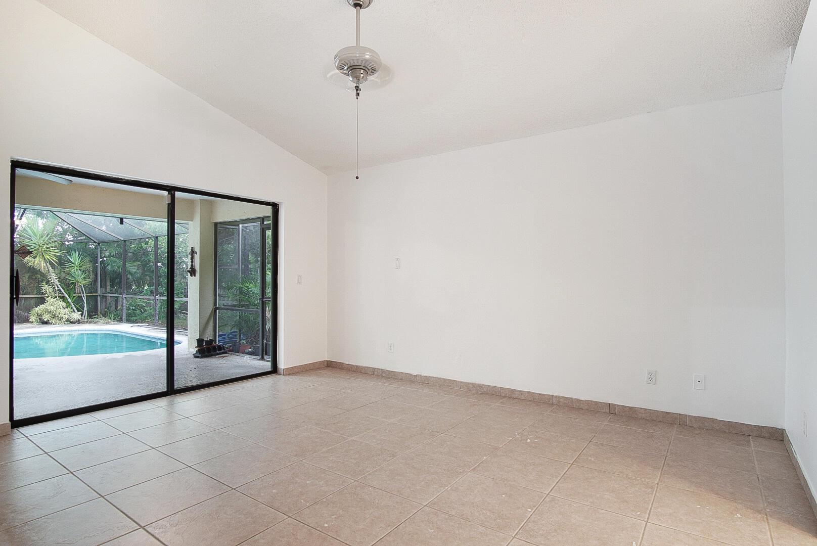 PORT ST LUCIE SECTION 18 - Residential
