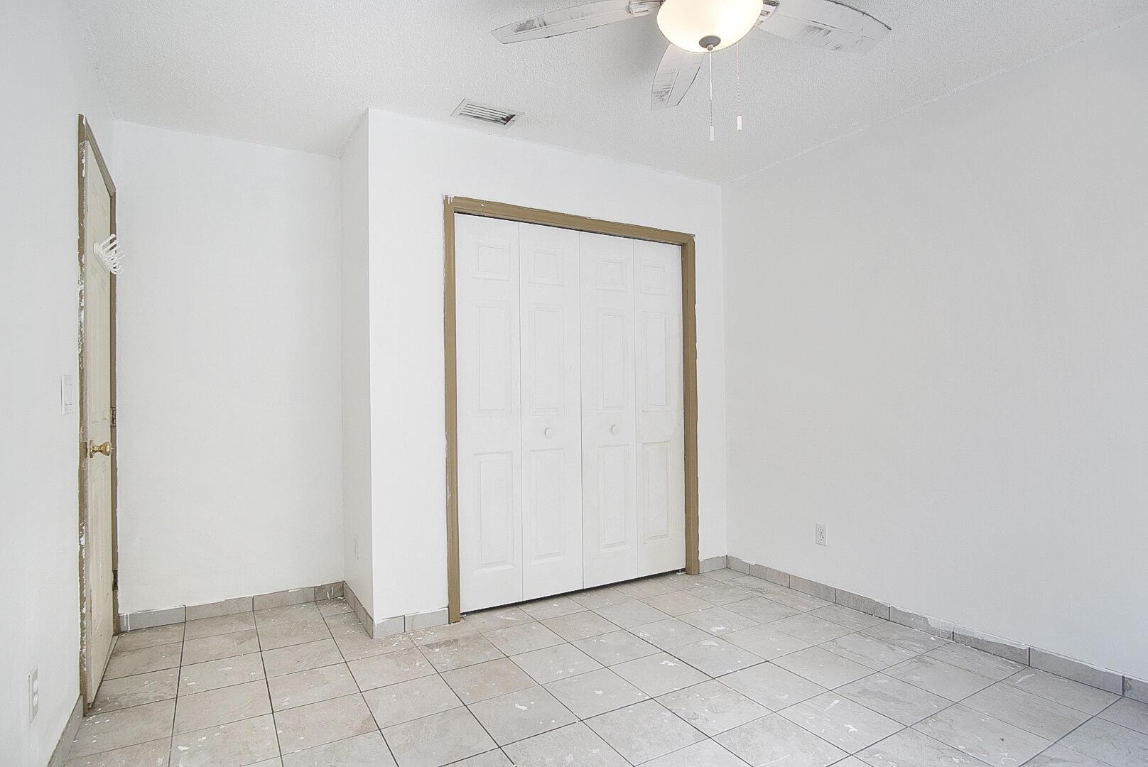 PORT ST LUCIE SECTION 18 - Residential