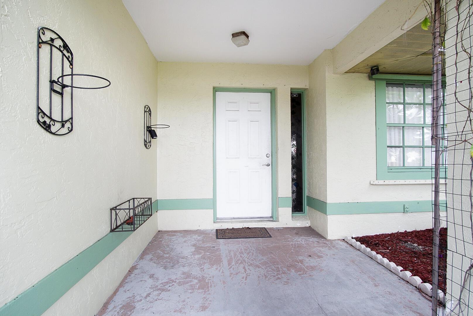 PORT ST LUCIE SECTION 18 - Residential