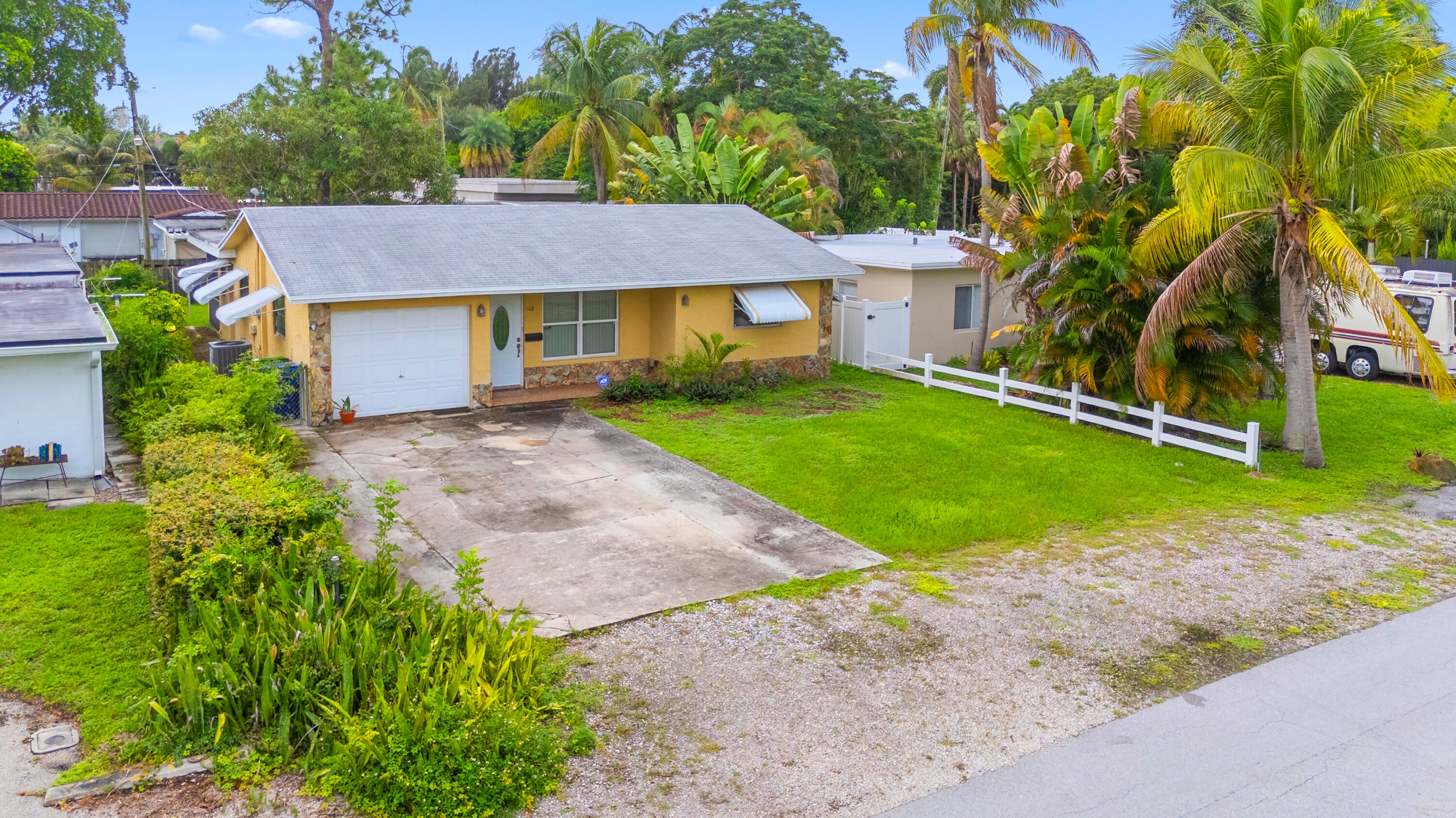 View photos, virtual tours, details... 108 NE 23RD Street