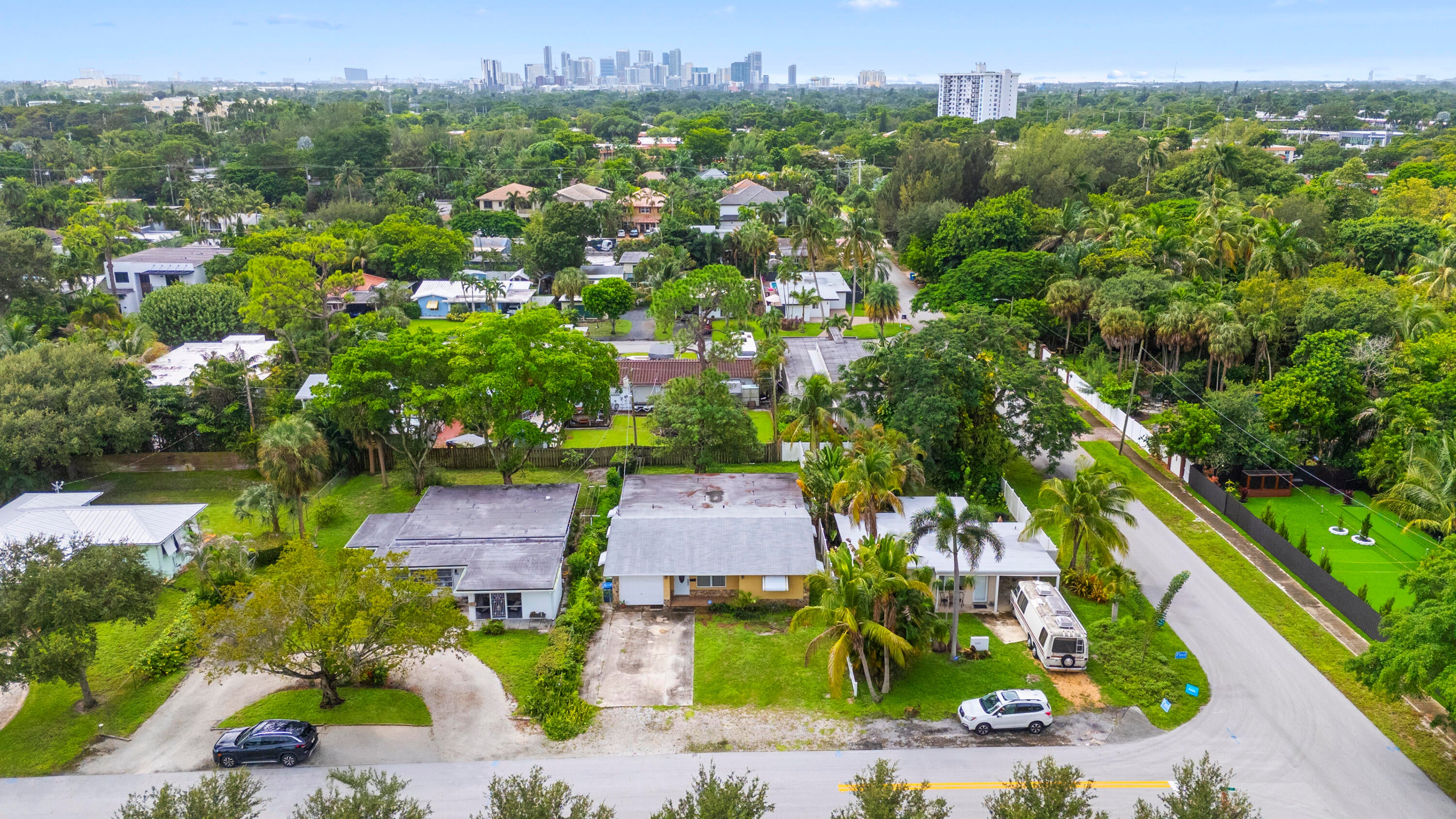 View photos, virtual tours, details... 108 NE 23RD Street