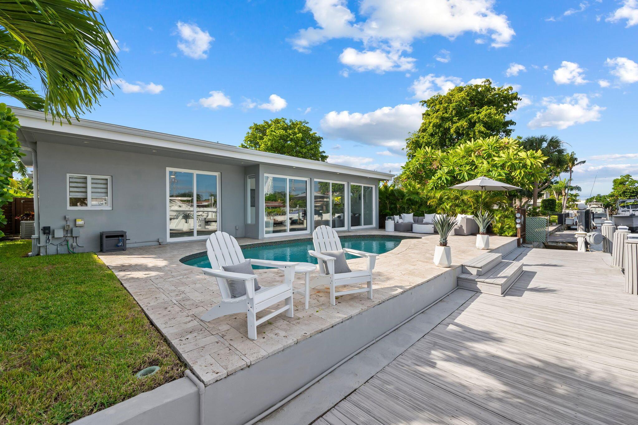 POMPANO ISLES - Residential