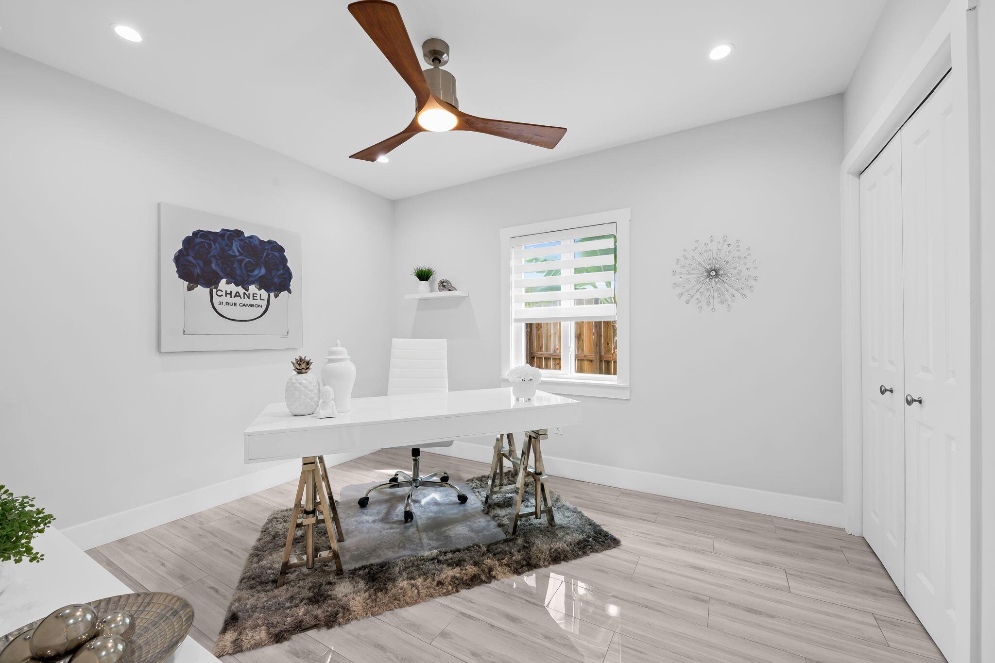 POMPANO ISLES - Residential