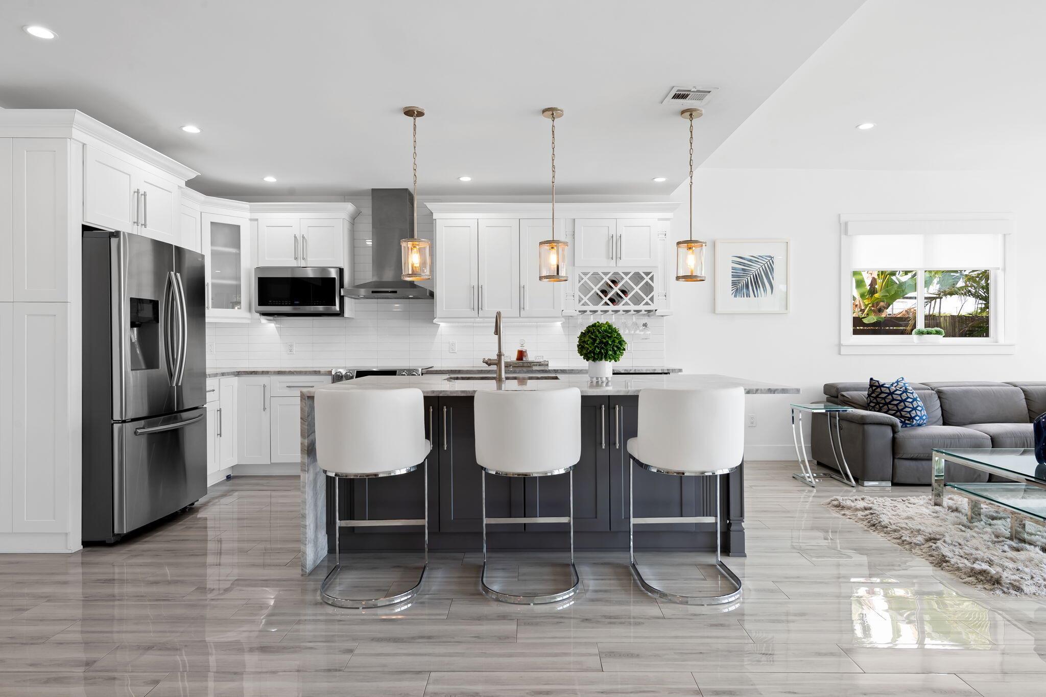 POMPANO ISLES - Residential