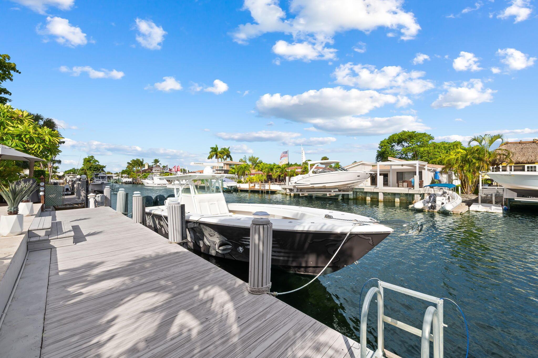 POMPANO ISLES - Residential