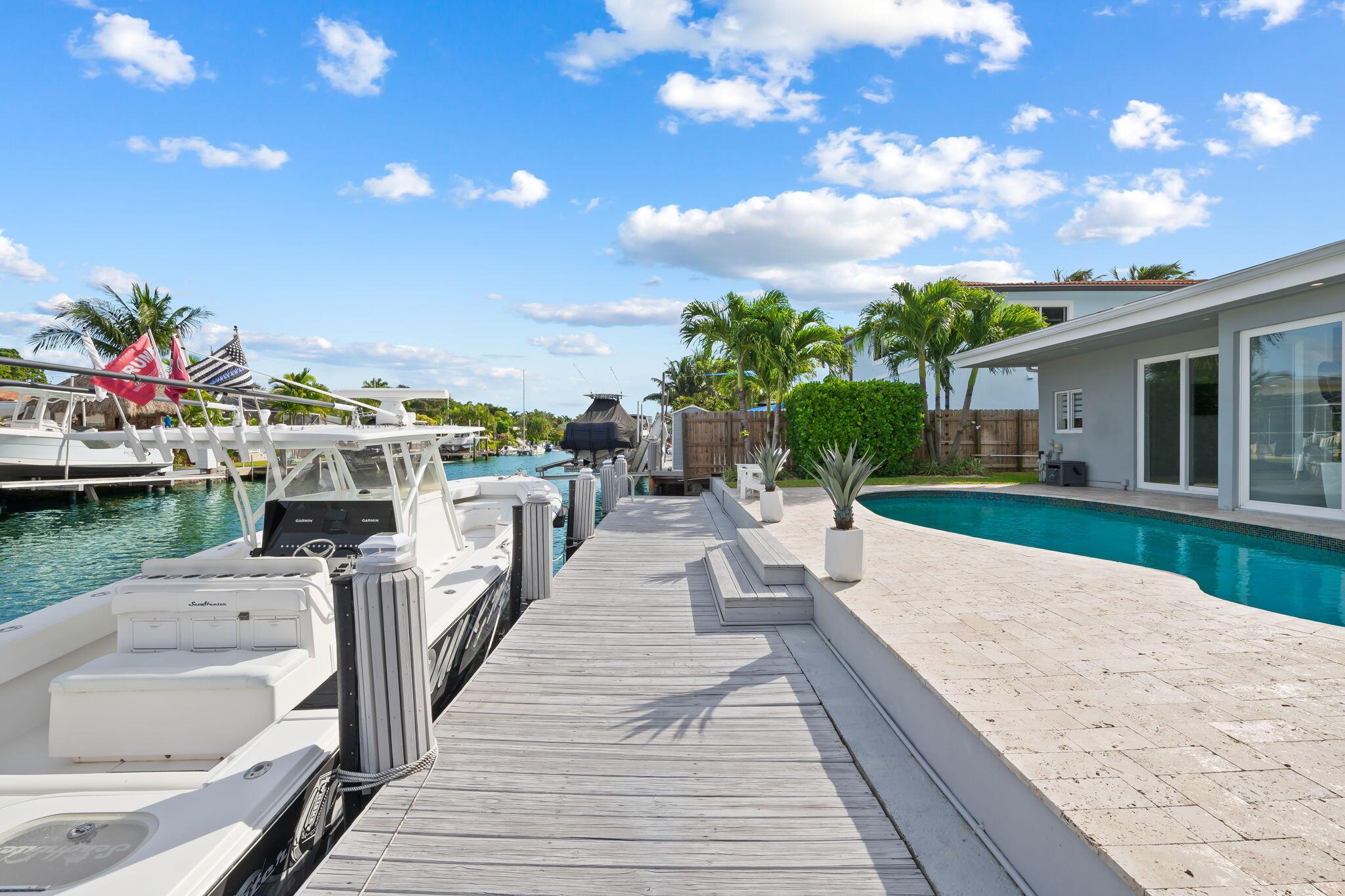 POMPANO ISLES - Residential