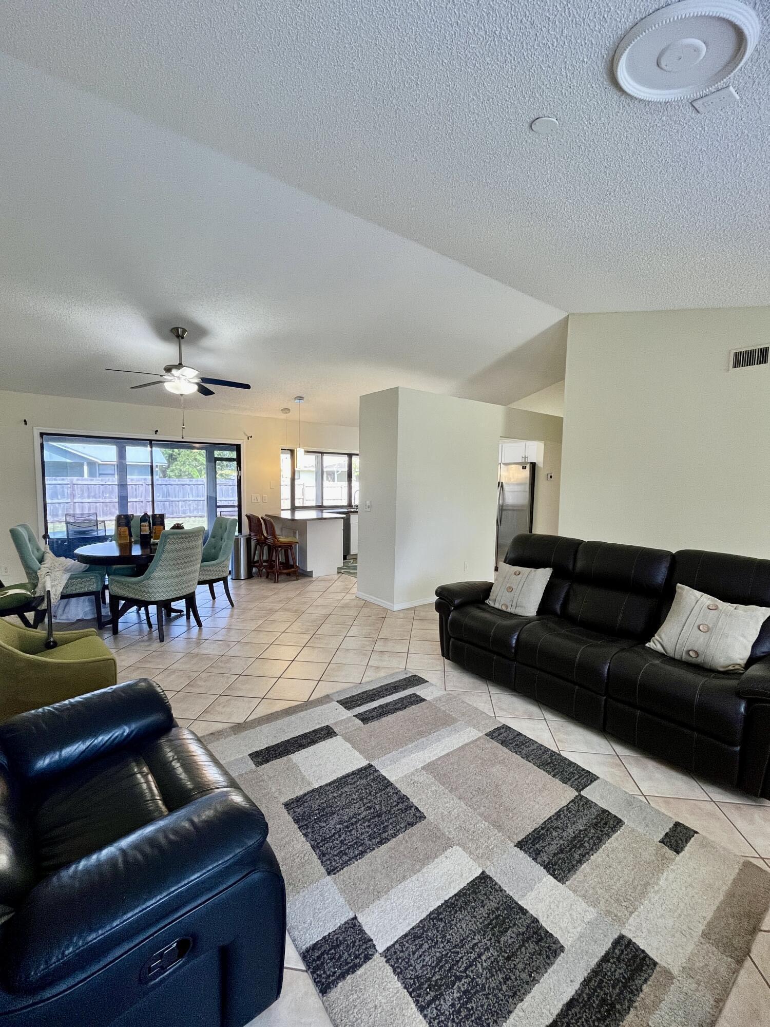 PORT ST LUCIE SECTION 18 - Residential