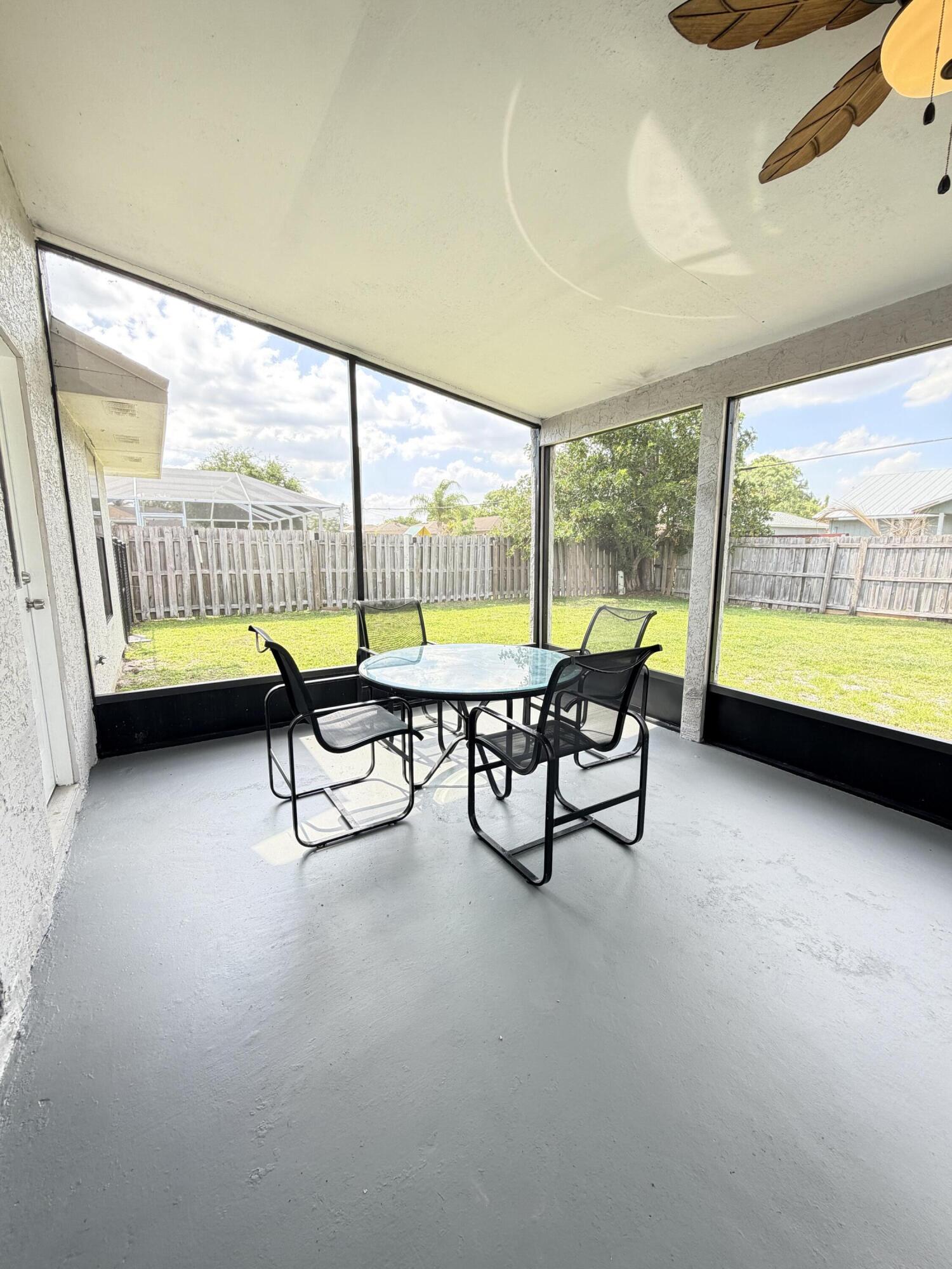 PORT ST LUCIE SECTION 18 - Residential