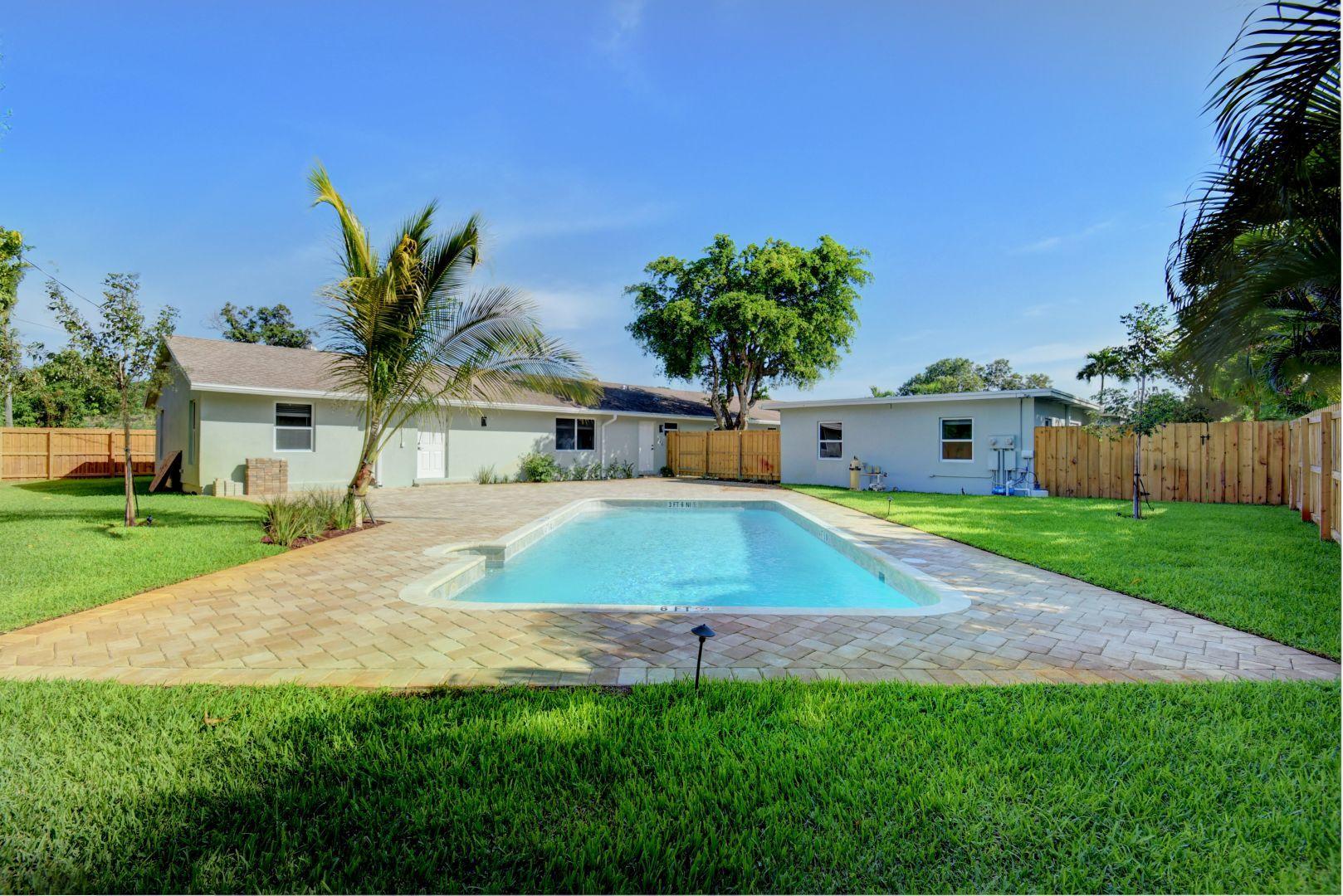 DELL PARK - Residential Lease