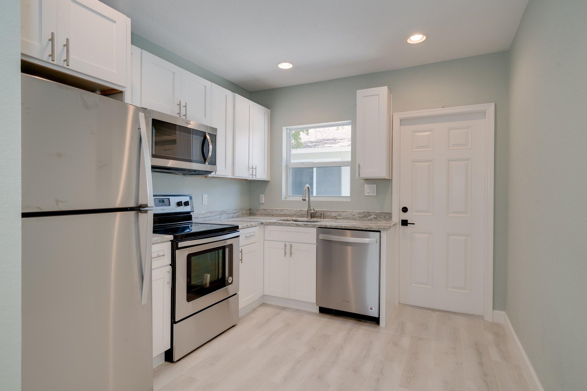 DELL PARK - Residential Lease