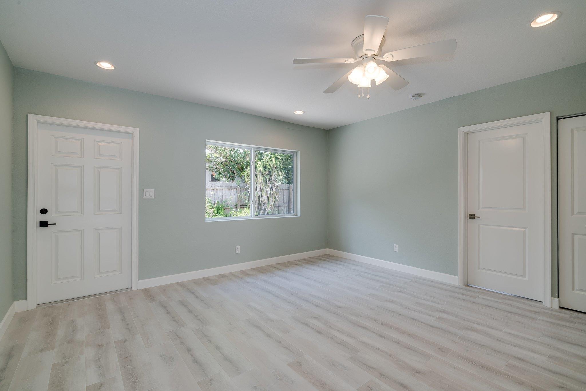 DELL PARK - Residential Lease