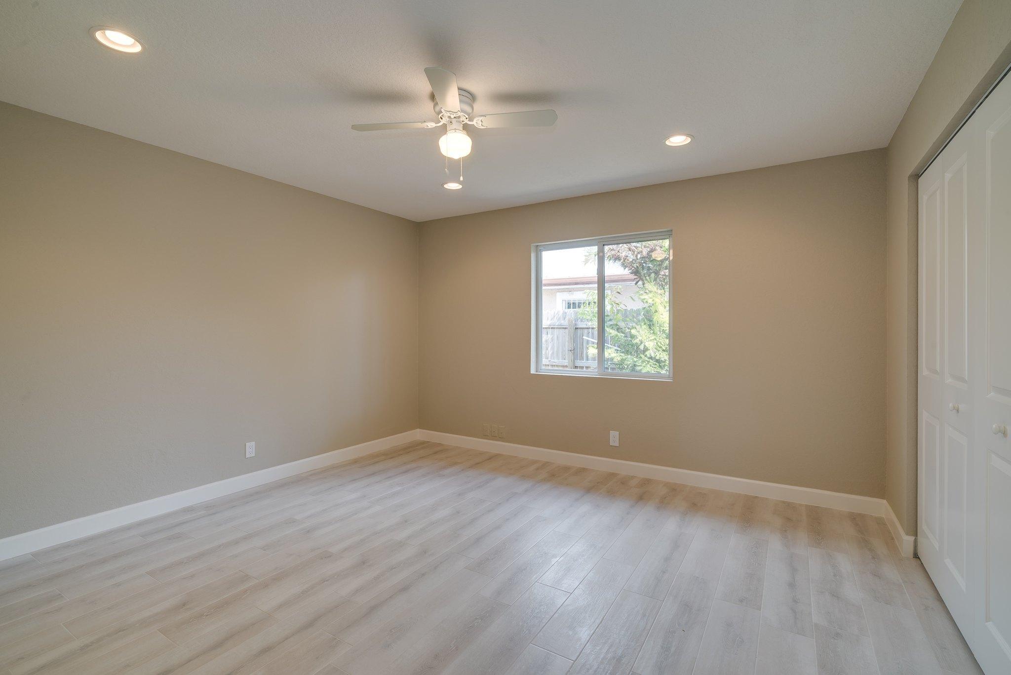 DELL PARK - Residential Lease