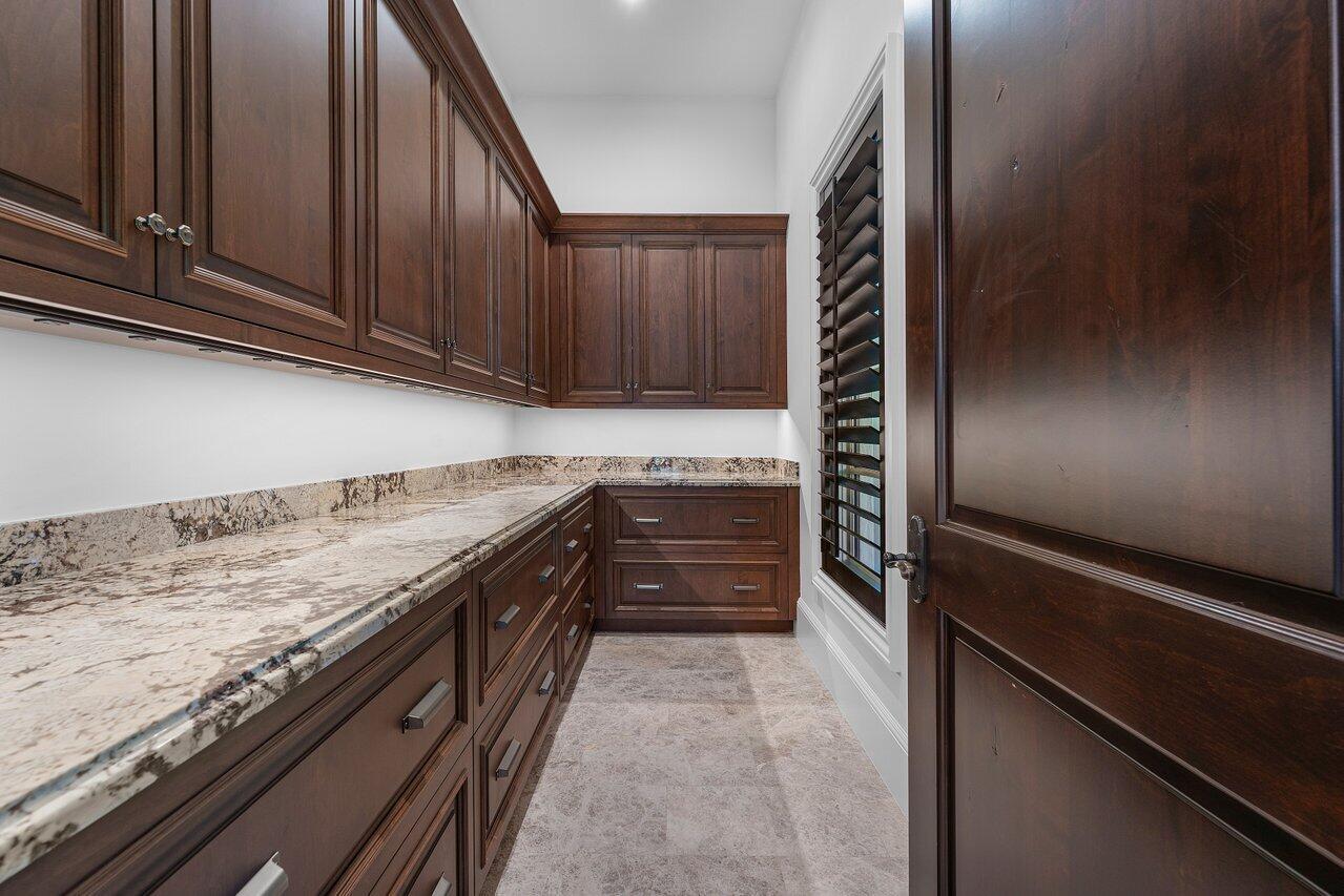 SAILFISH POINT - Residential