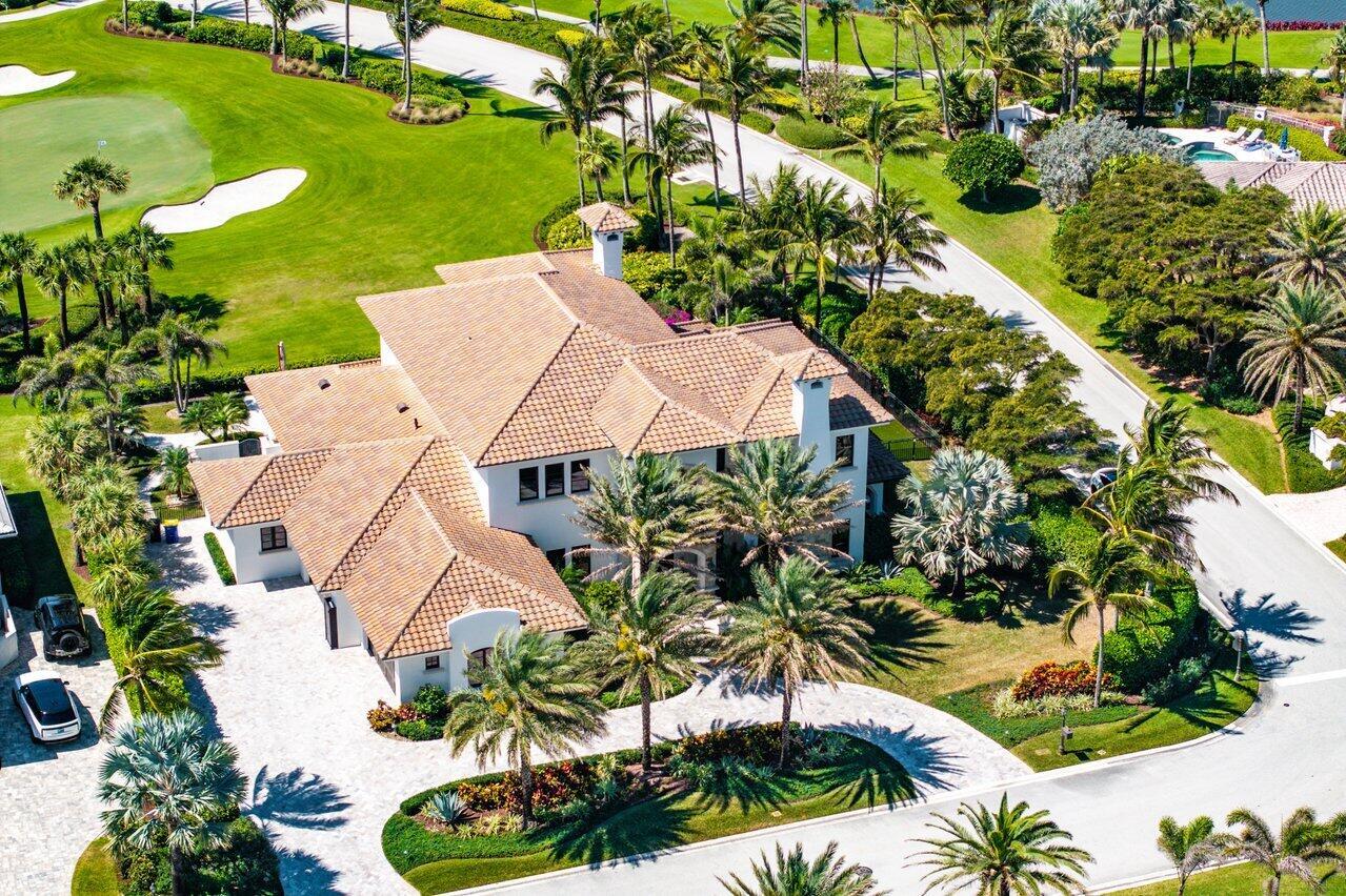 SAILFISH POINT - Residential