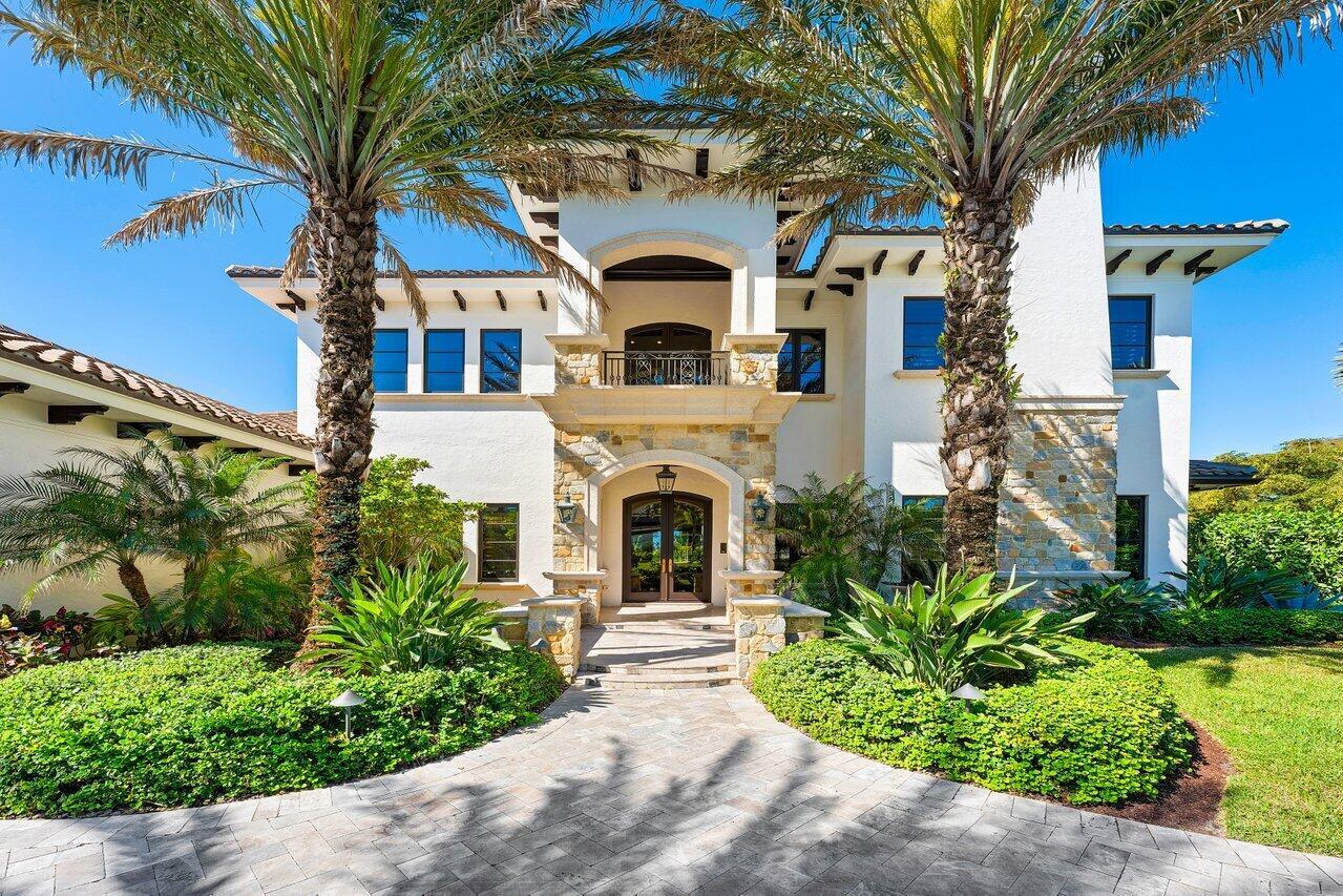 SAILFISH POINT - Residential