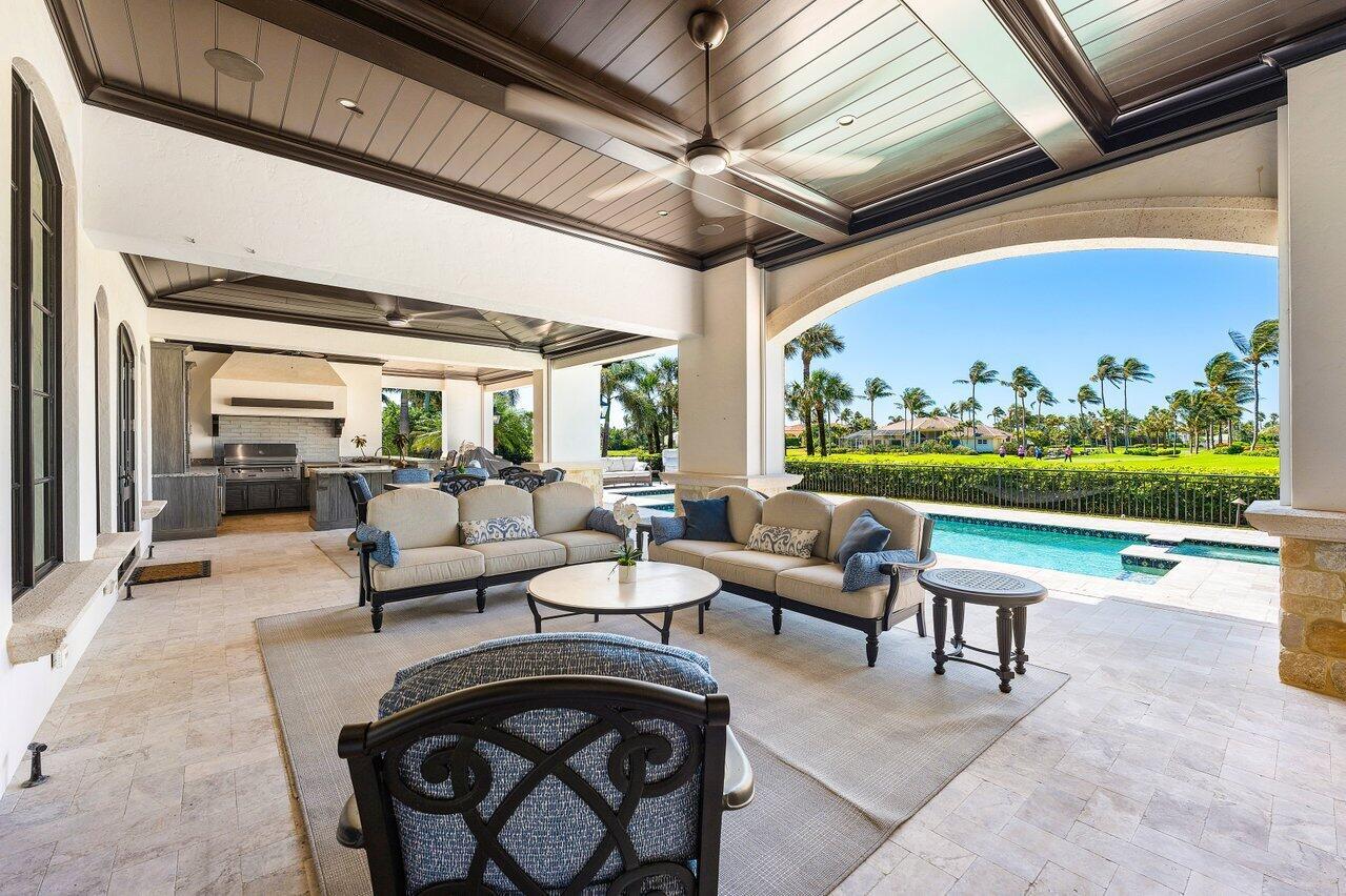 SAILFISH POINT - Residential