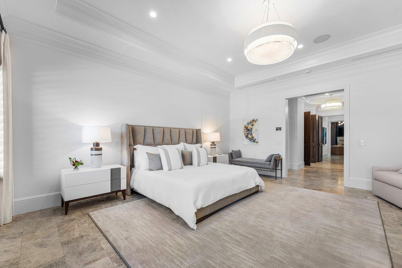 SAILFISH POINT - Residential