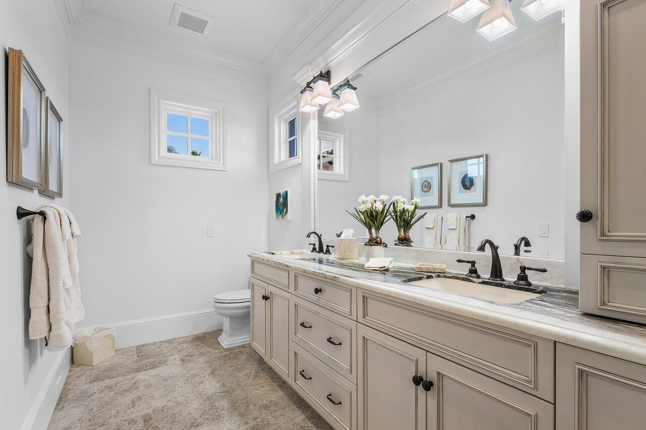 SAILFISH POINT - Residential