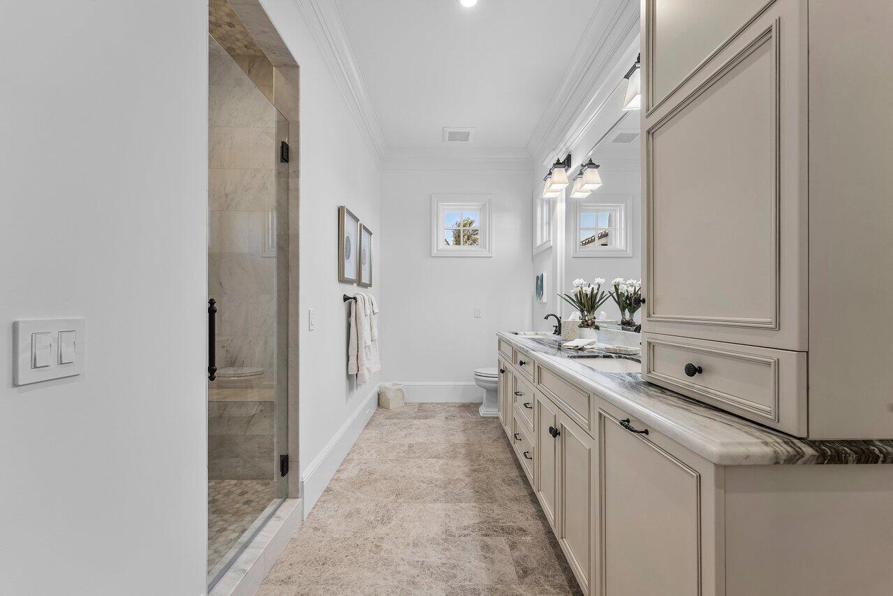 SAILFISH POINT - Residential