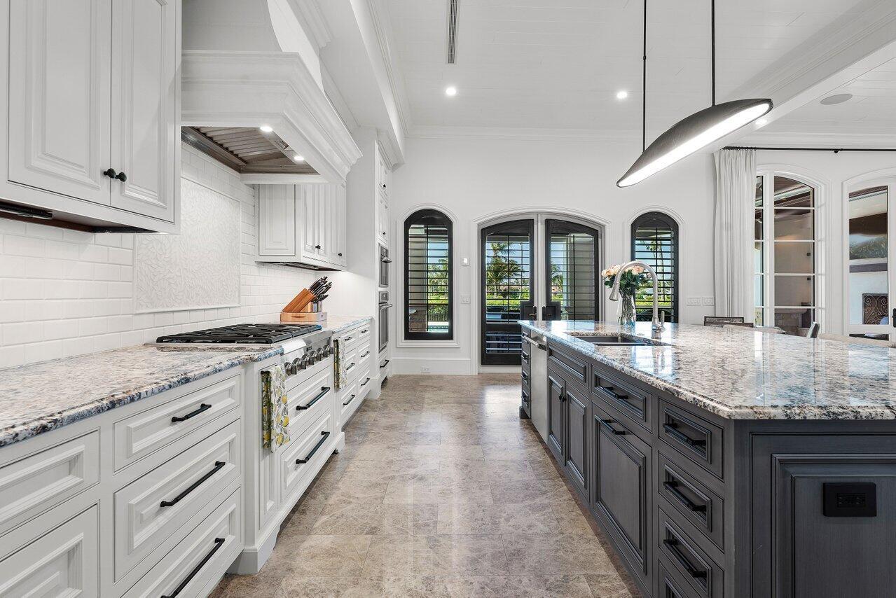 SAILFISH POINT - Residential