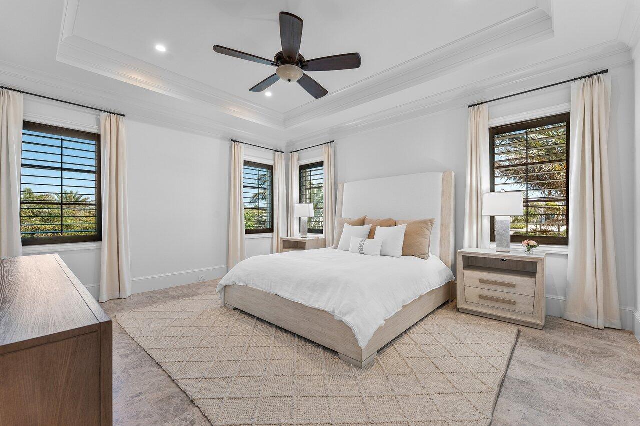 SAILFISH POINT - Residential