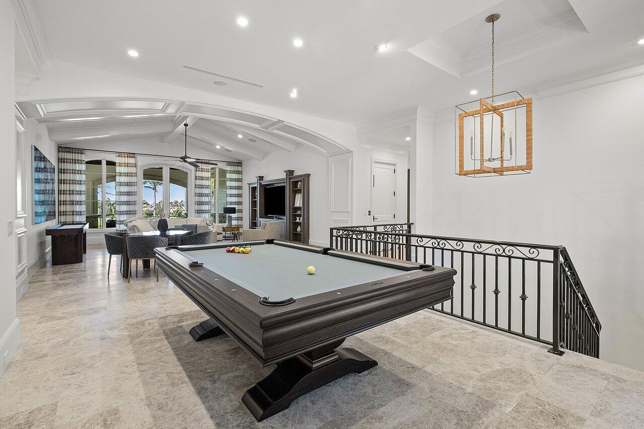 SAILFISH POINT - Residential