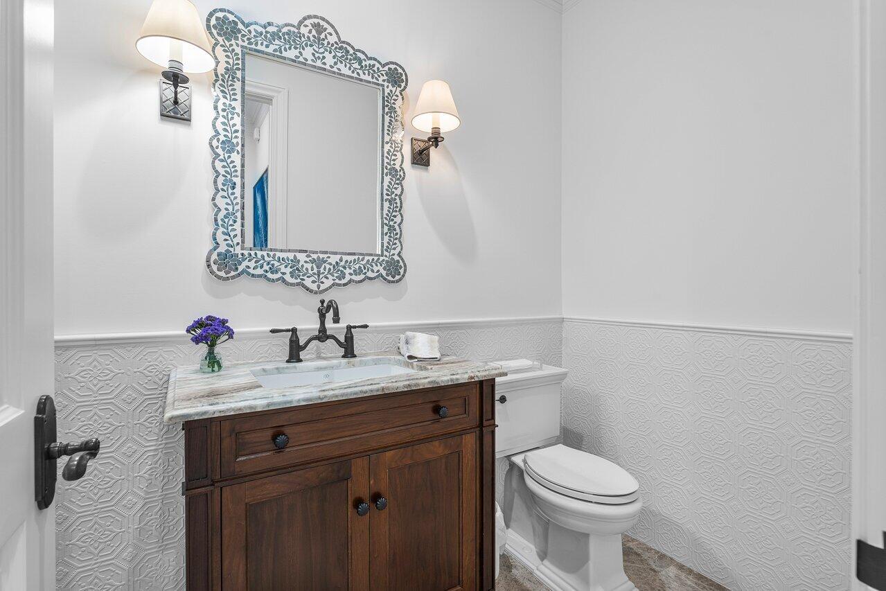 SAILFISH POINT - Residential