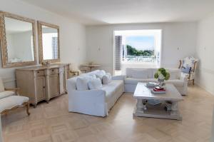 VILLAS INC - Residential