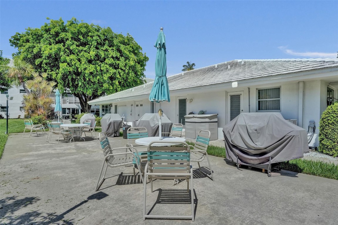 Lighthouse Point Gardens - Residential