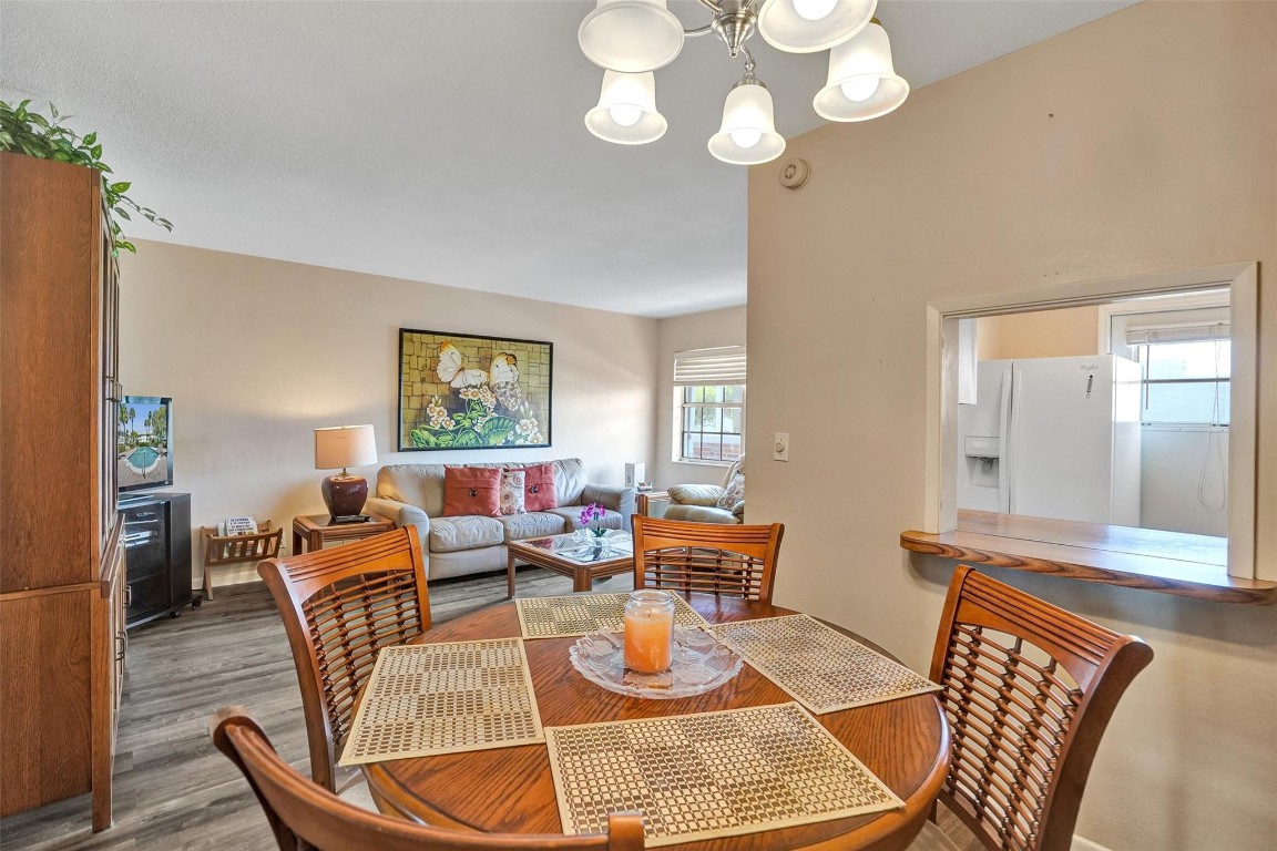 Lighthouse Point Gardens - Residential