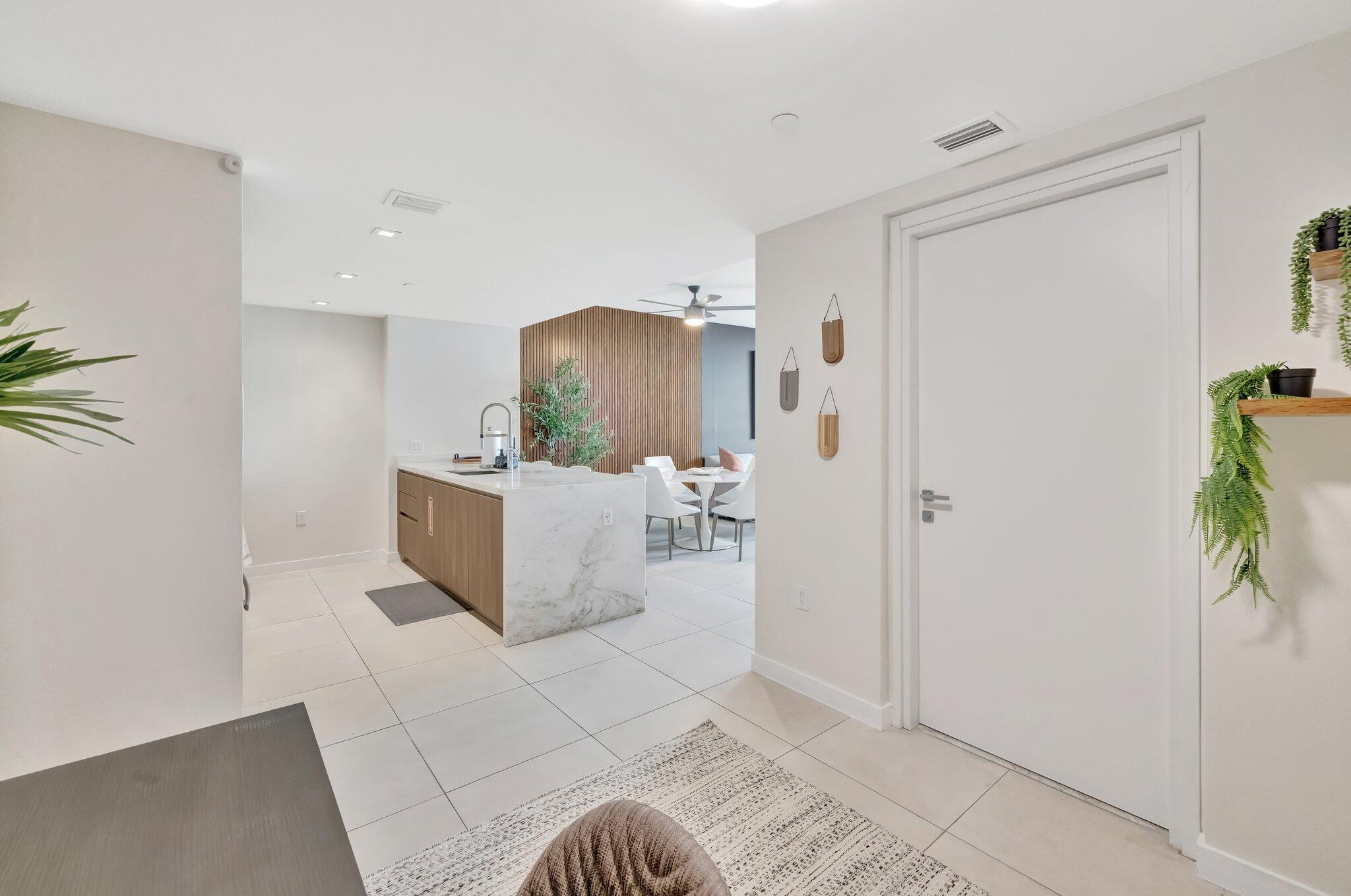 TIFFANY HOUSE CONDO - Residential