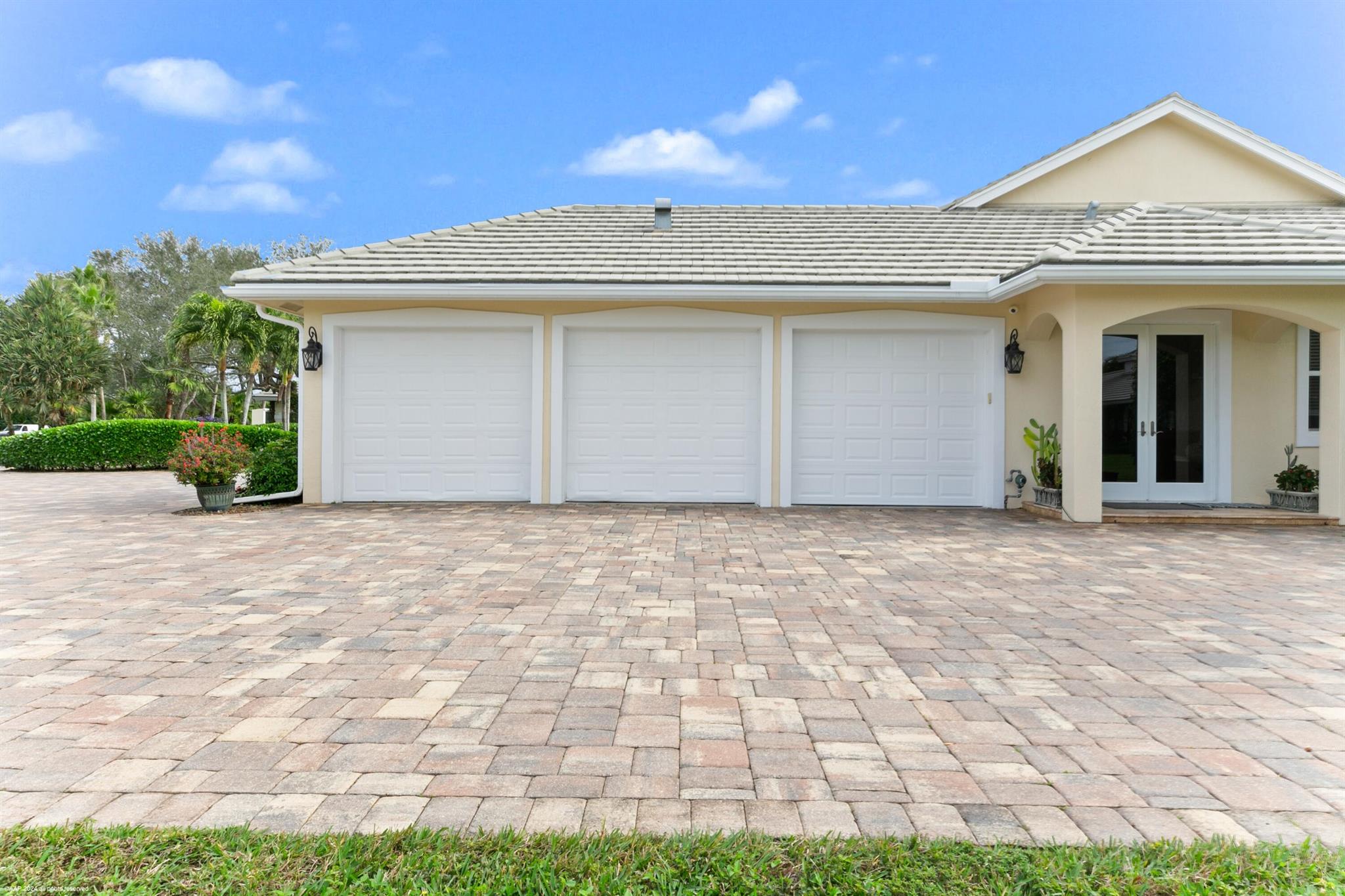 Palm Beach Point - Residential