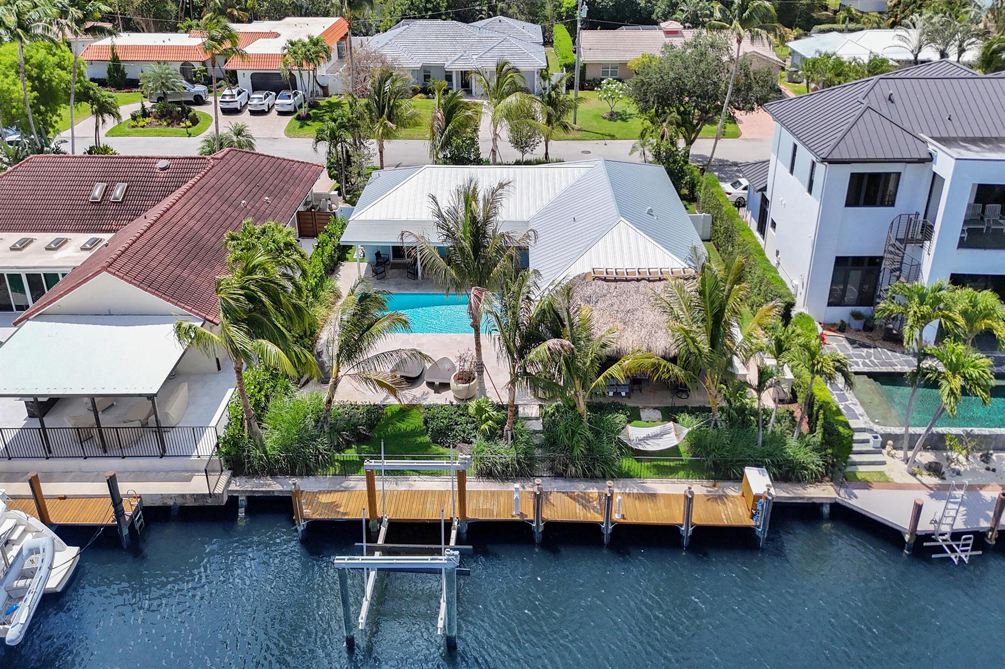 LITTLE HARBOR ON THE HILL - Residential