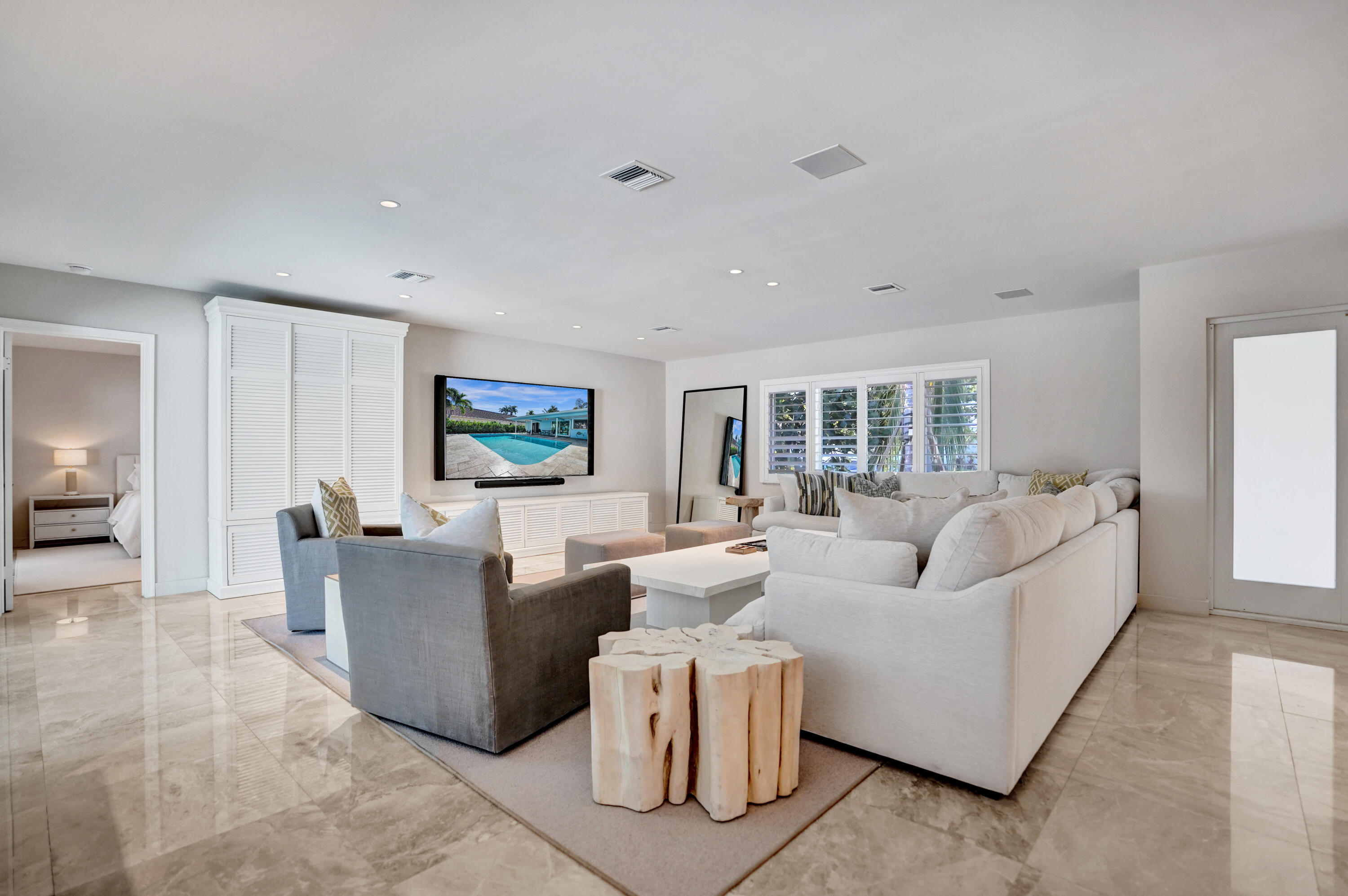 LITTLE HARBOR ON THE HILLSBORO - Residential