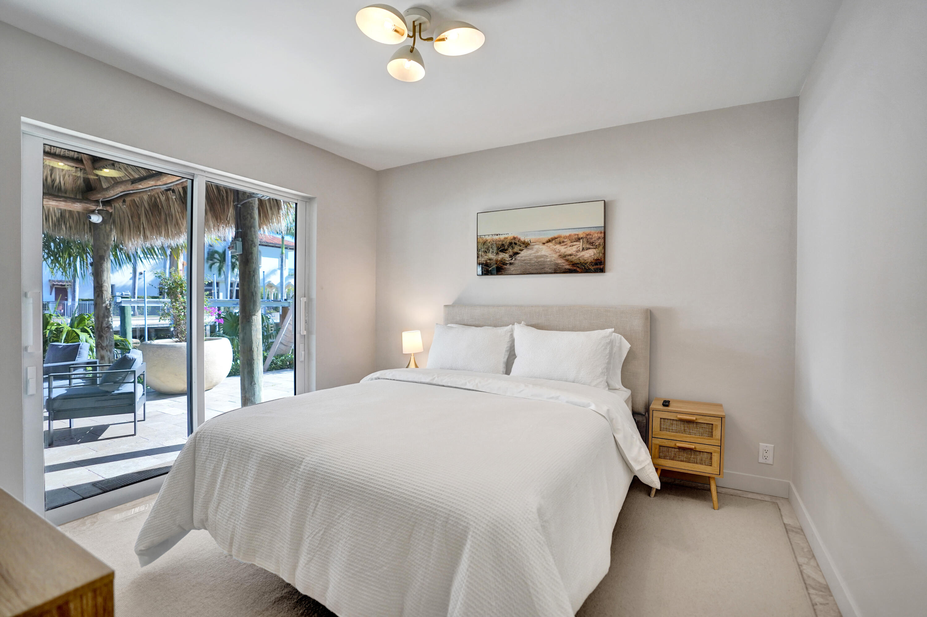 LITTLE HARBOR ON THE HILLSBORO - Residential