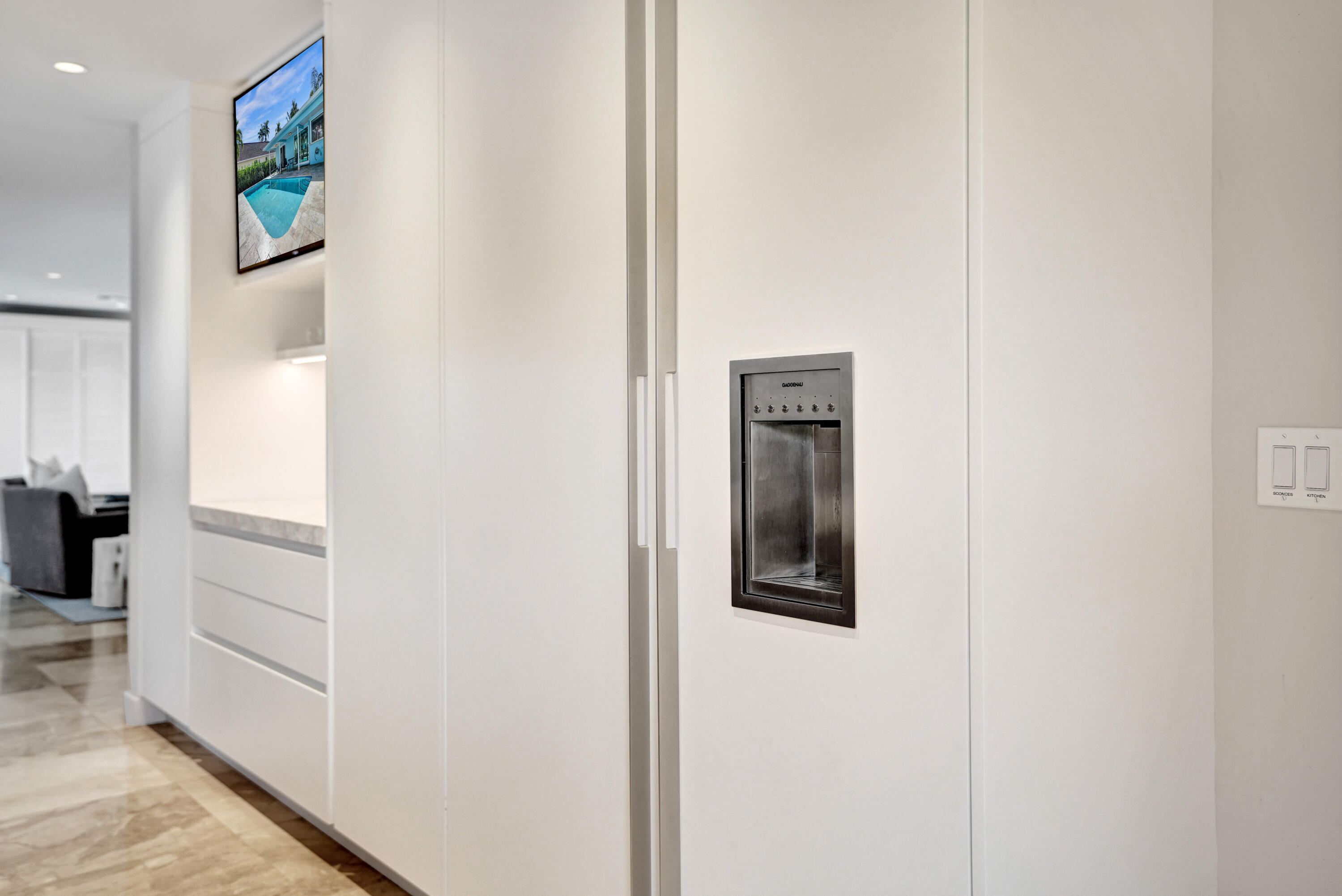 LITTLE HARBOR ON THE HILLSBORO - Residential