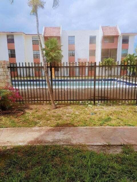 tree garden condo - Residential Lease