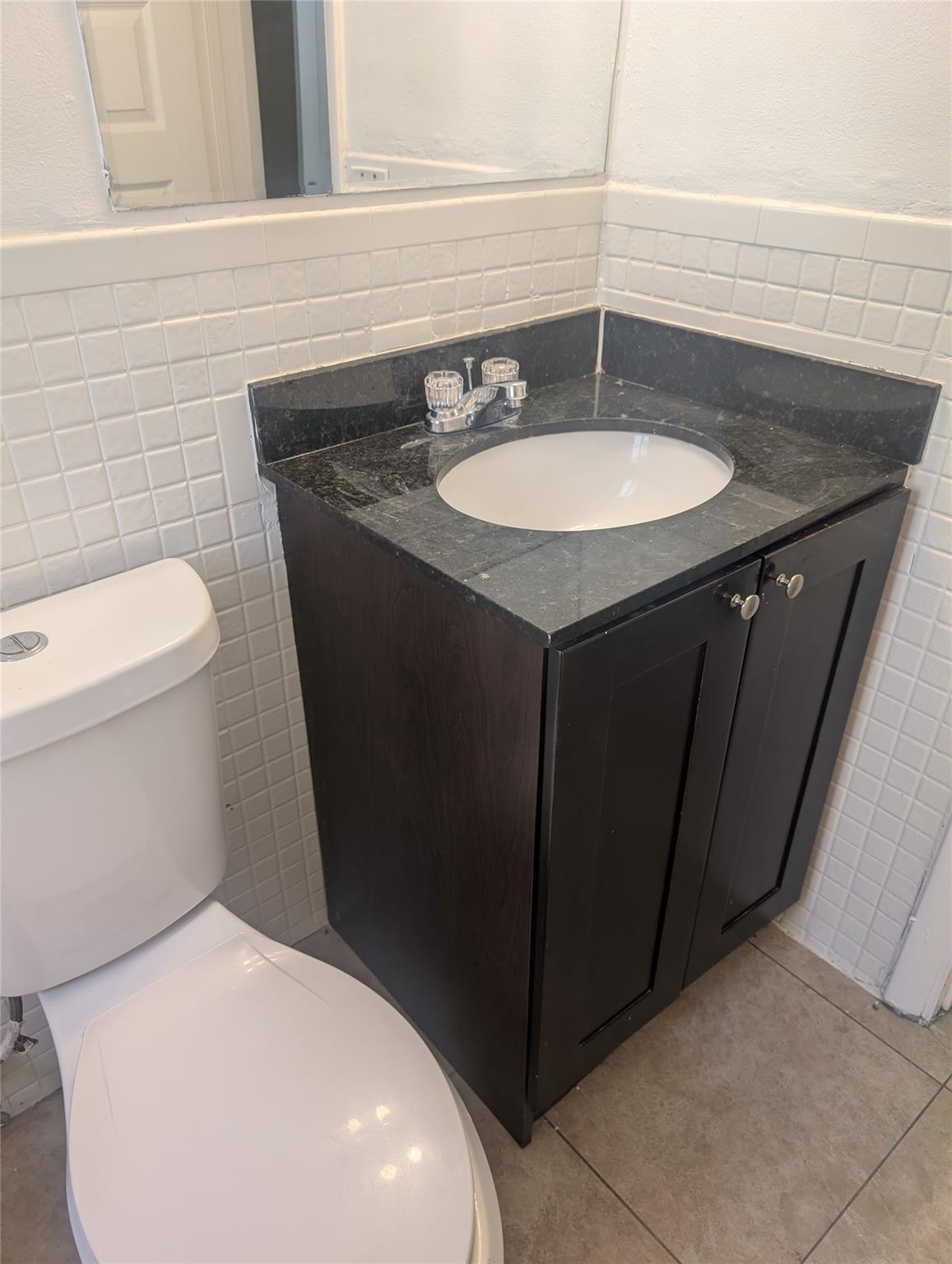 LUSH APARTMENTS - Residential Lease