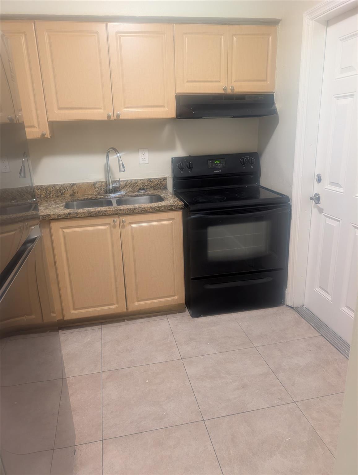 LUSH APARTMENTS - Residential Lease