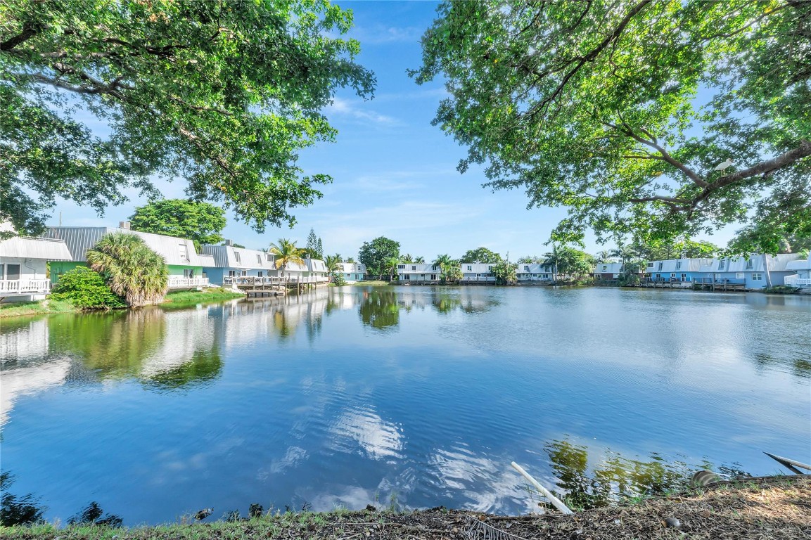 Azul at Kimberly Lakes - Residential Lease