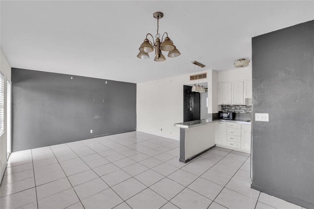 Photo of 4050 NE 12th Terrace #38, Oakland Park, FL 33334 (MLS # F10540858)