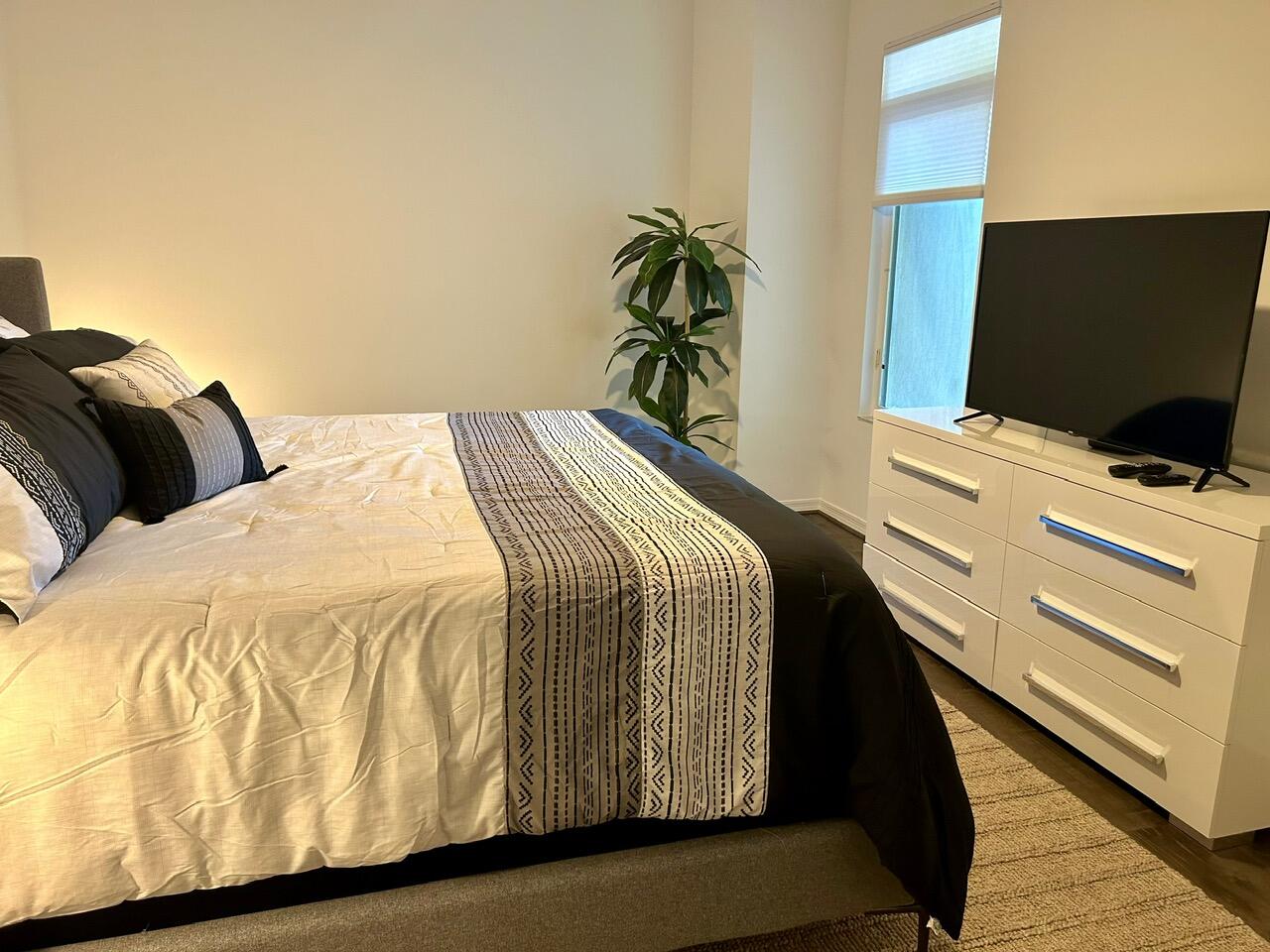 VILLAGE AT ABACOA CONDO - Residential Lease