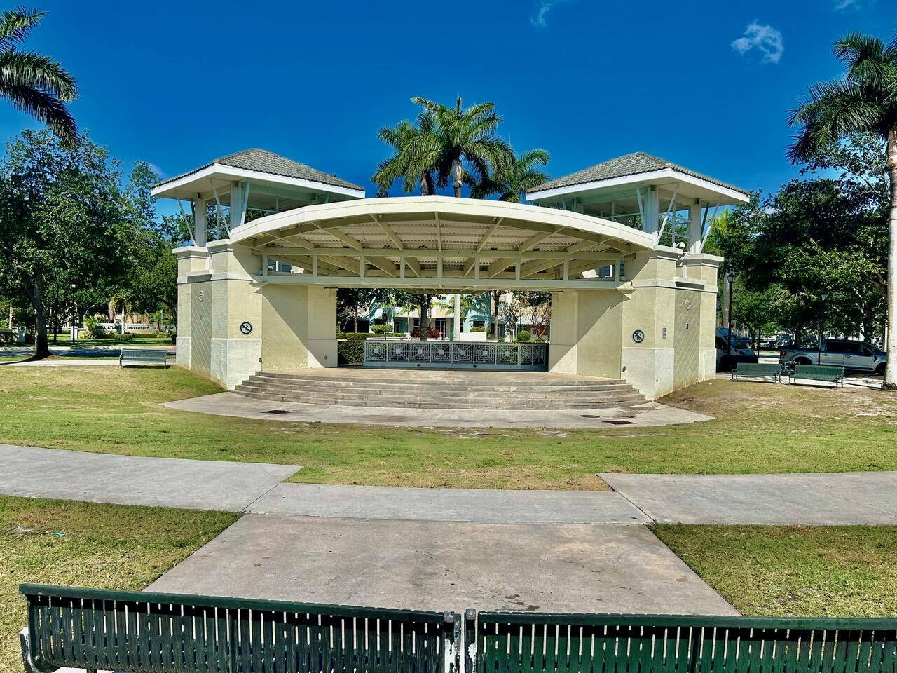 VILLAGE AT ABACOA CONDO - Residential Lease