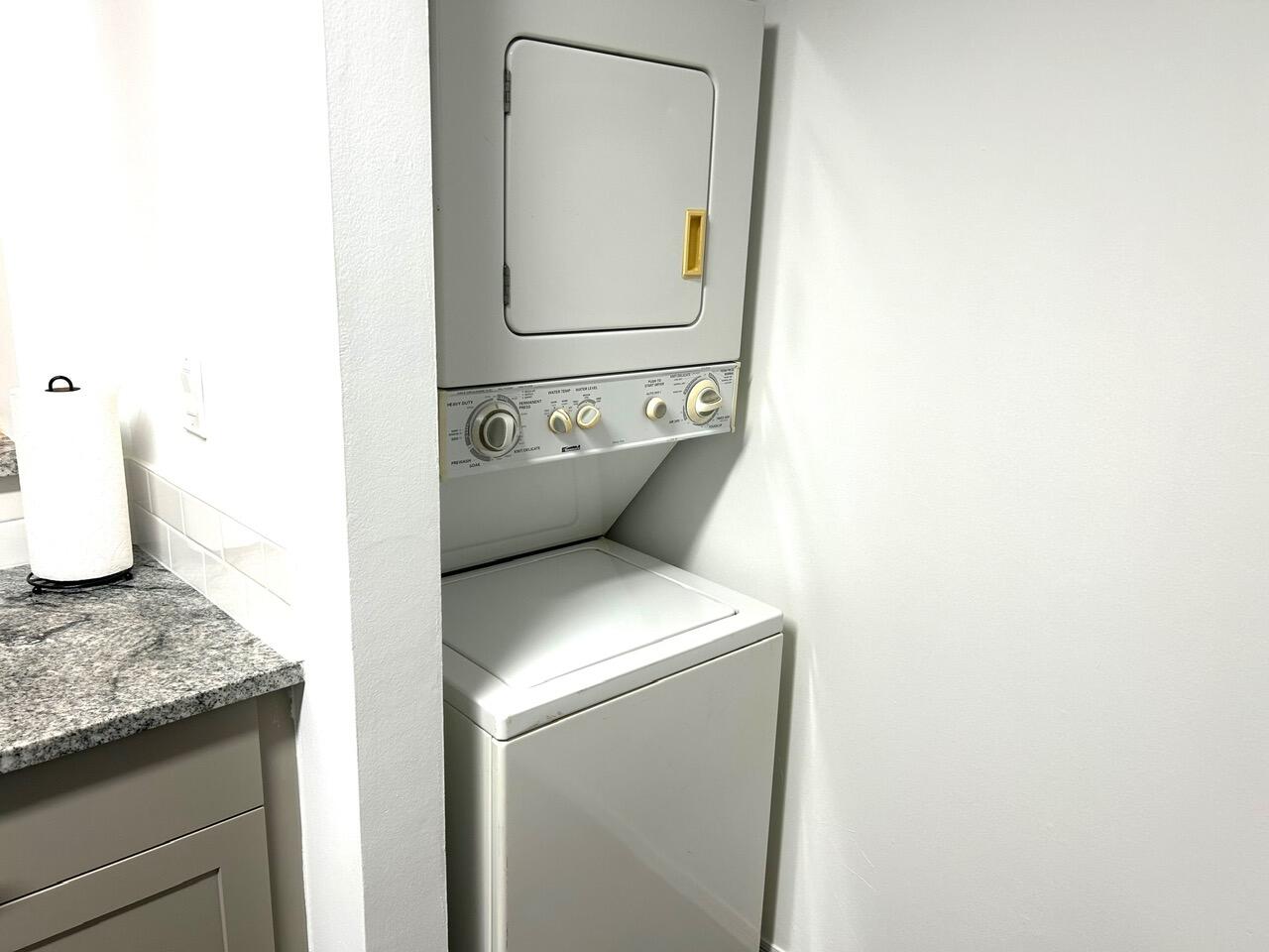 VILLAGE AT ABACOA CONDO - Residential Lease