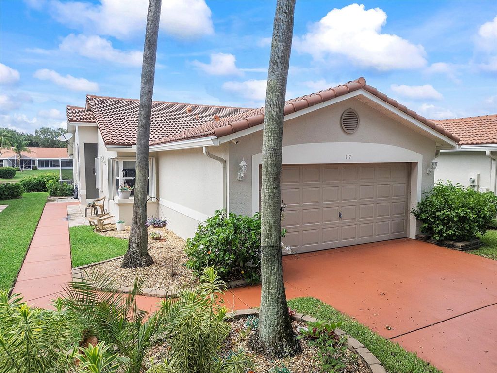 Photo of 117 Sausalito Drive, Boynton Beach, FL 33436 (MLS # F10515969)