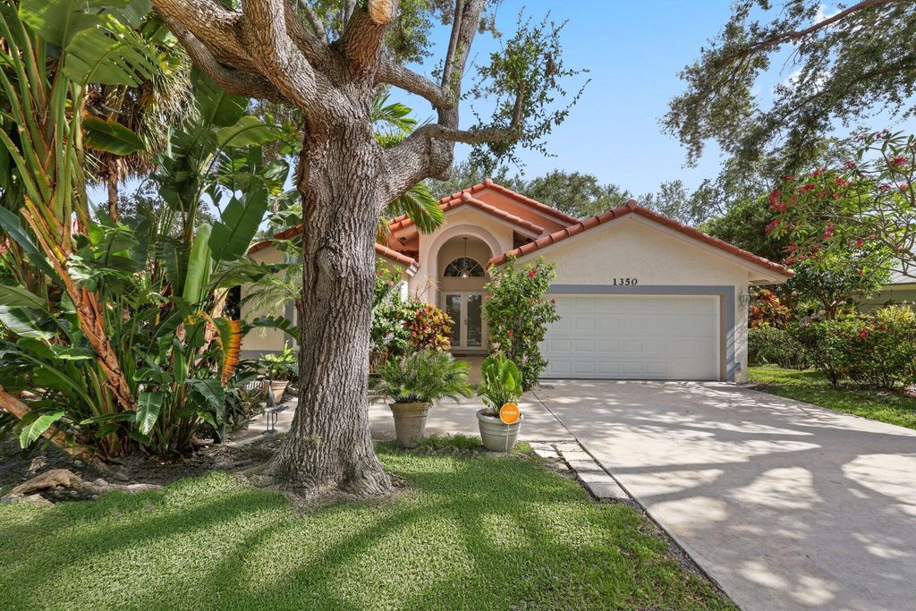 Photo of 1350 SW 18th Street, Boca Raton, FL 33486 (MLS # R11099026)