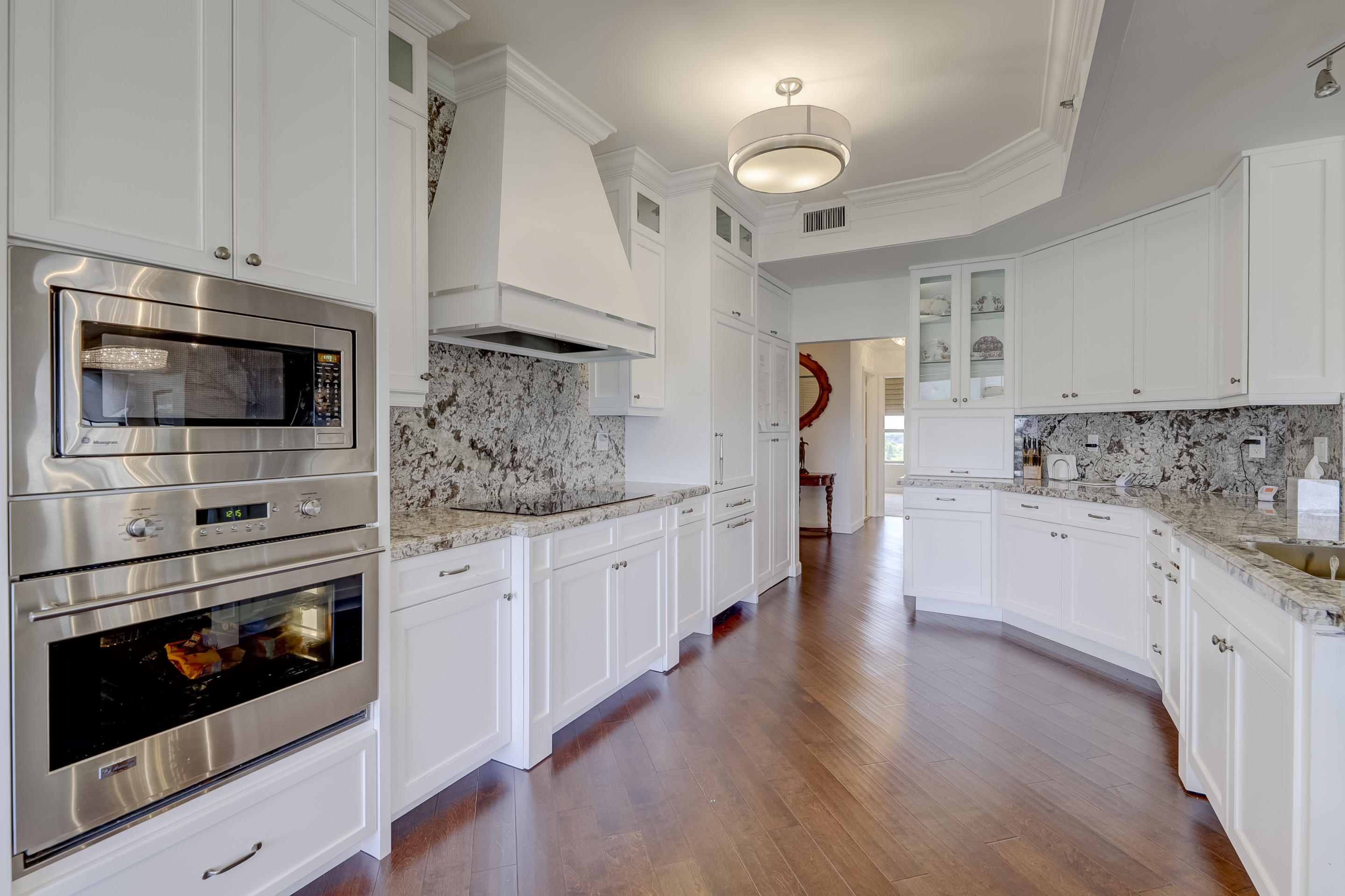 IMPERIAL ROYALE AT BOCA POINTE CONDO - Residential