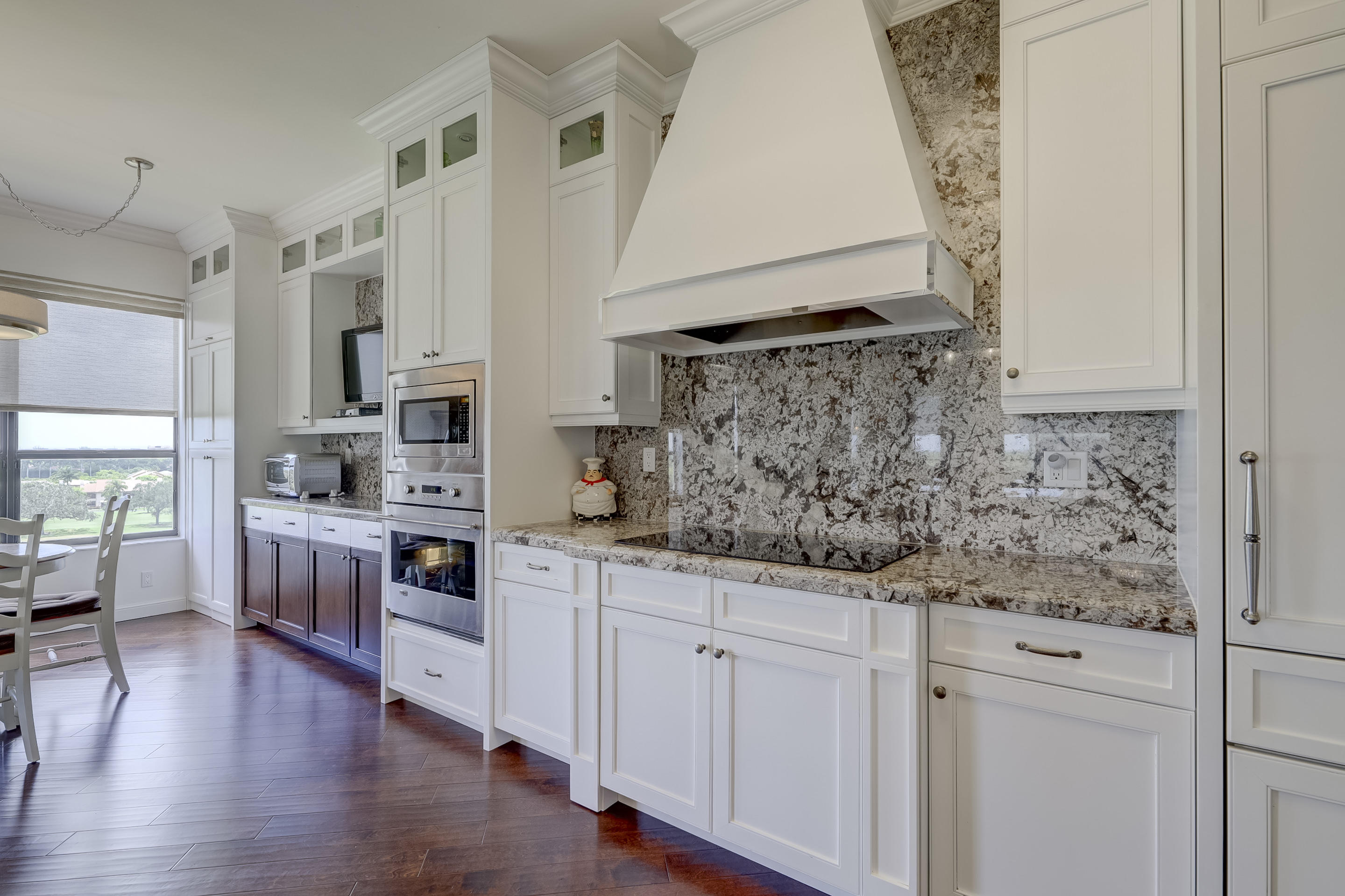 IMPERIAL ROYALE AT BOCA POINTE CONDO - Residential